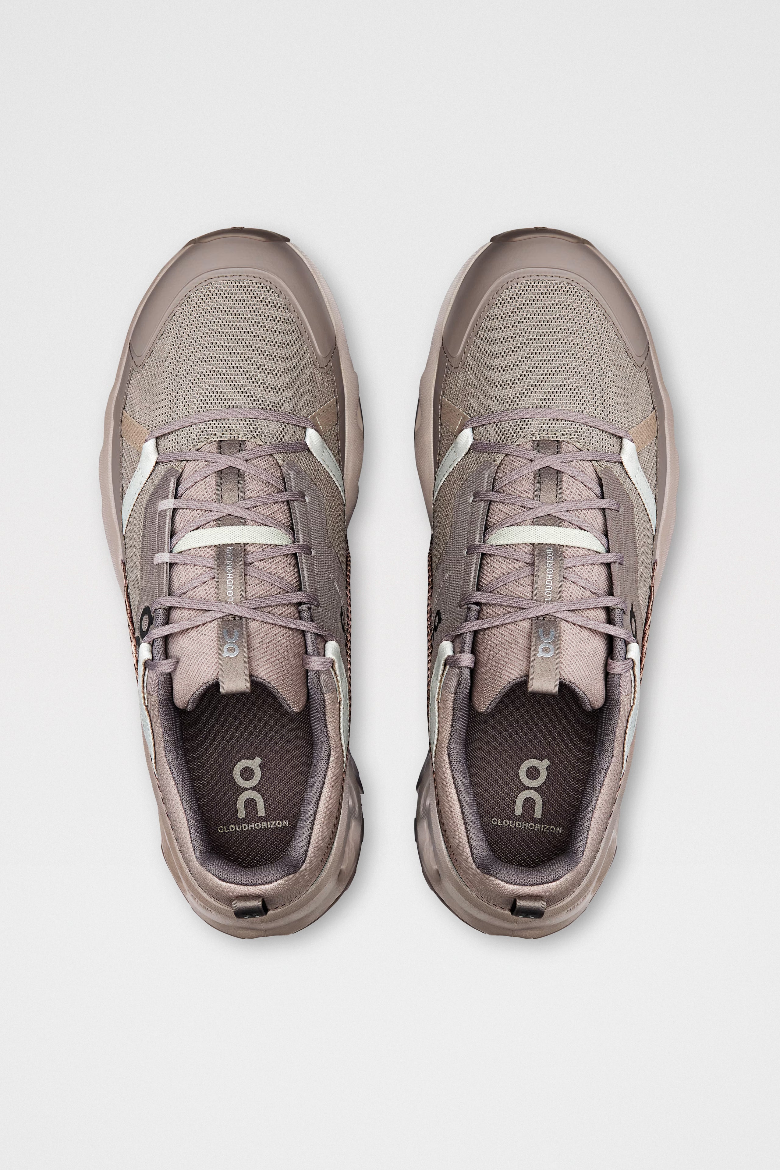 On Cloudhorizon Fog / Desert