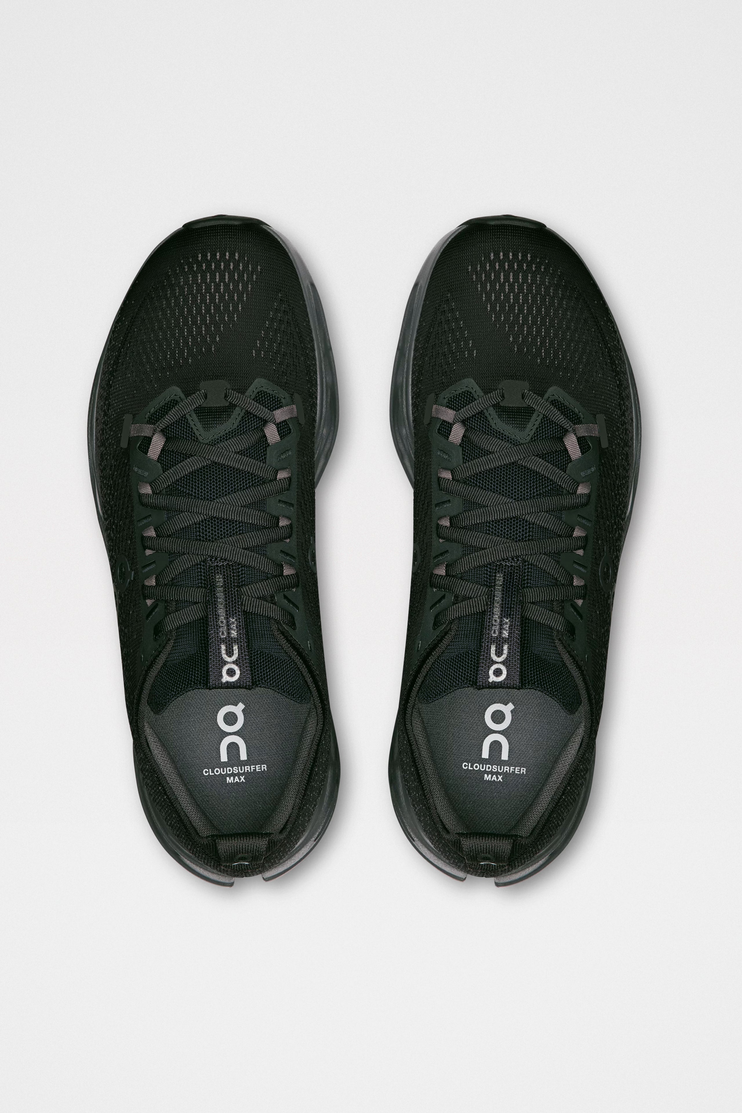 On Cloudsurfer Max Black / Eclipse