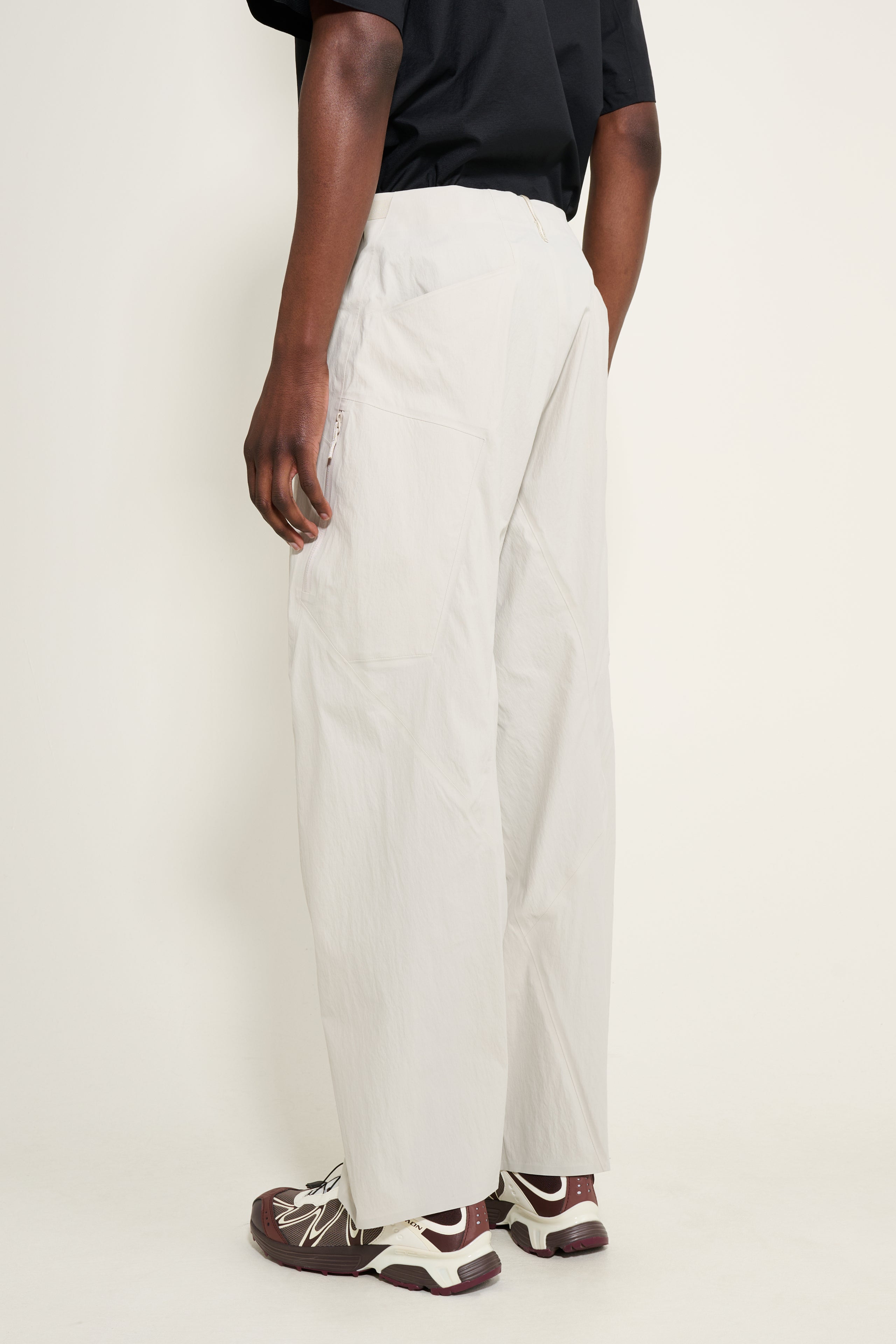 Arc'teryx Veilance Spere Cargo Pant Dark Cocoon