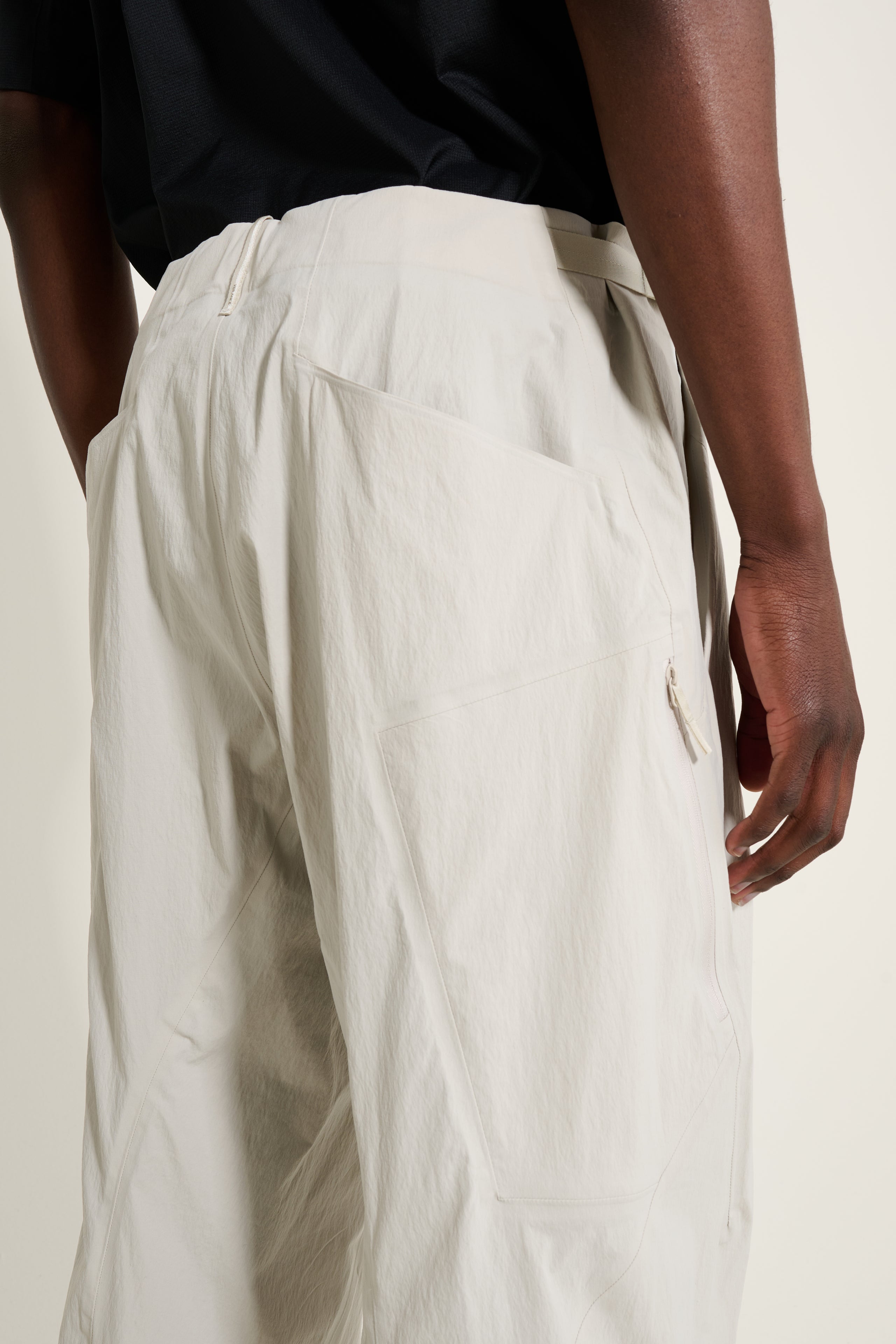 Arc'teryx Veilance Spere Cargo Pant Dark Cocoon