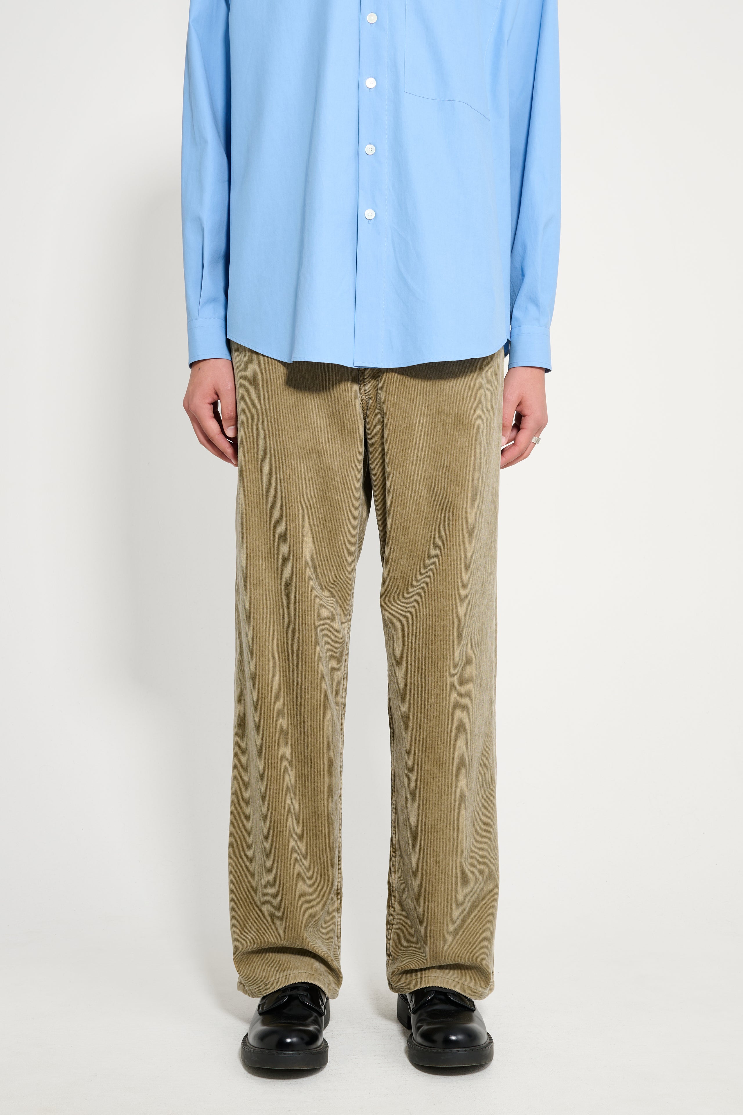 Auralee Pigment Dye Finx Corduroy Wide 5P Pants Olive Brown