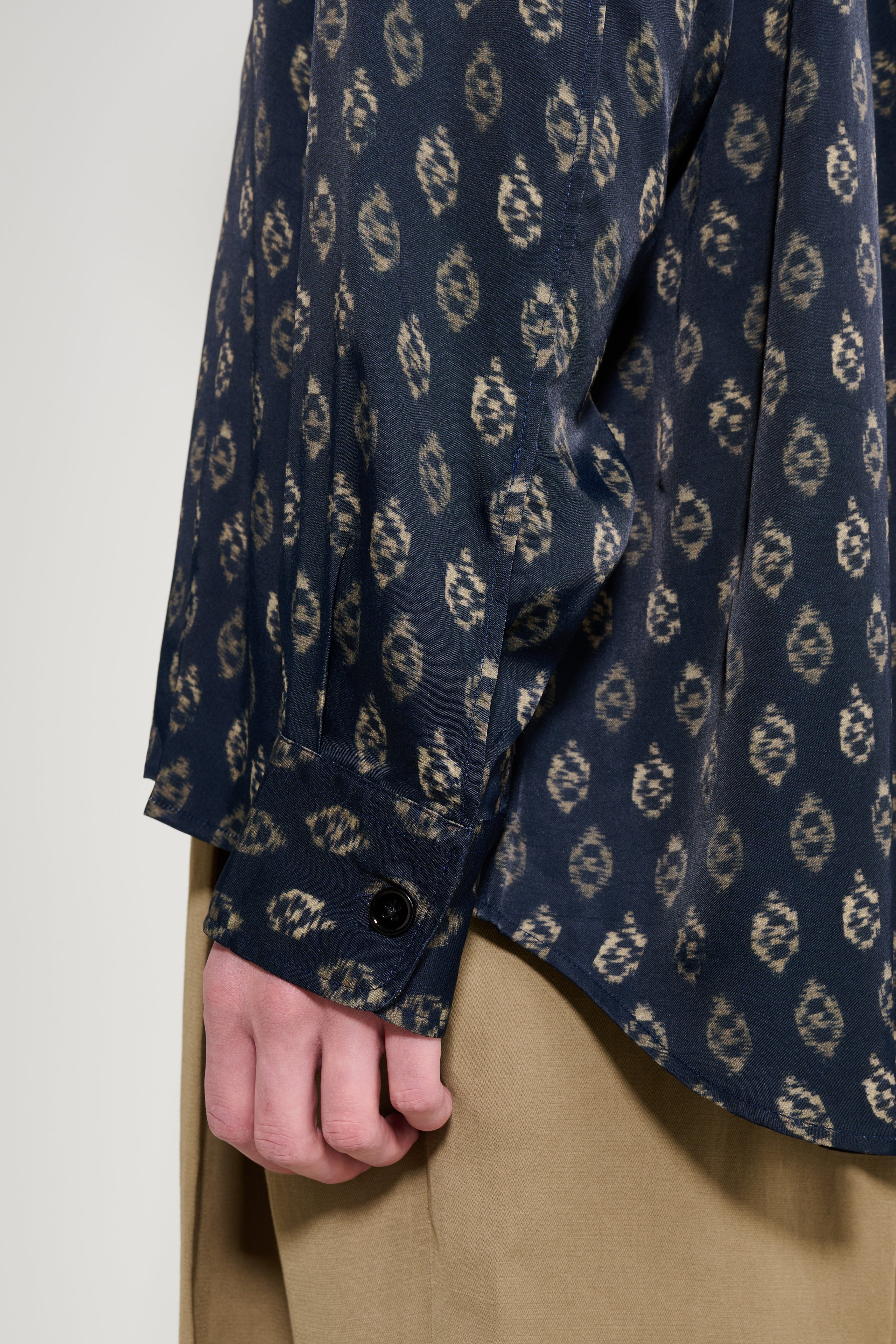 CMMN SWDN Rhodes Fluid Printed Shirt Navy