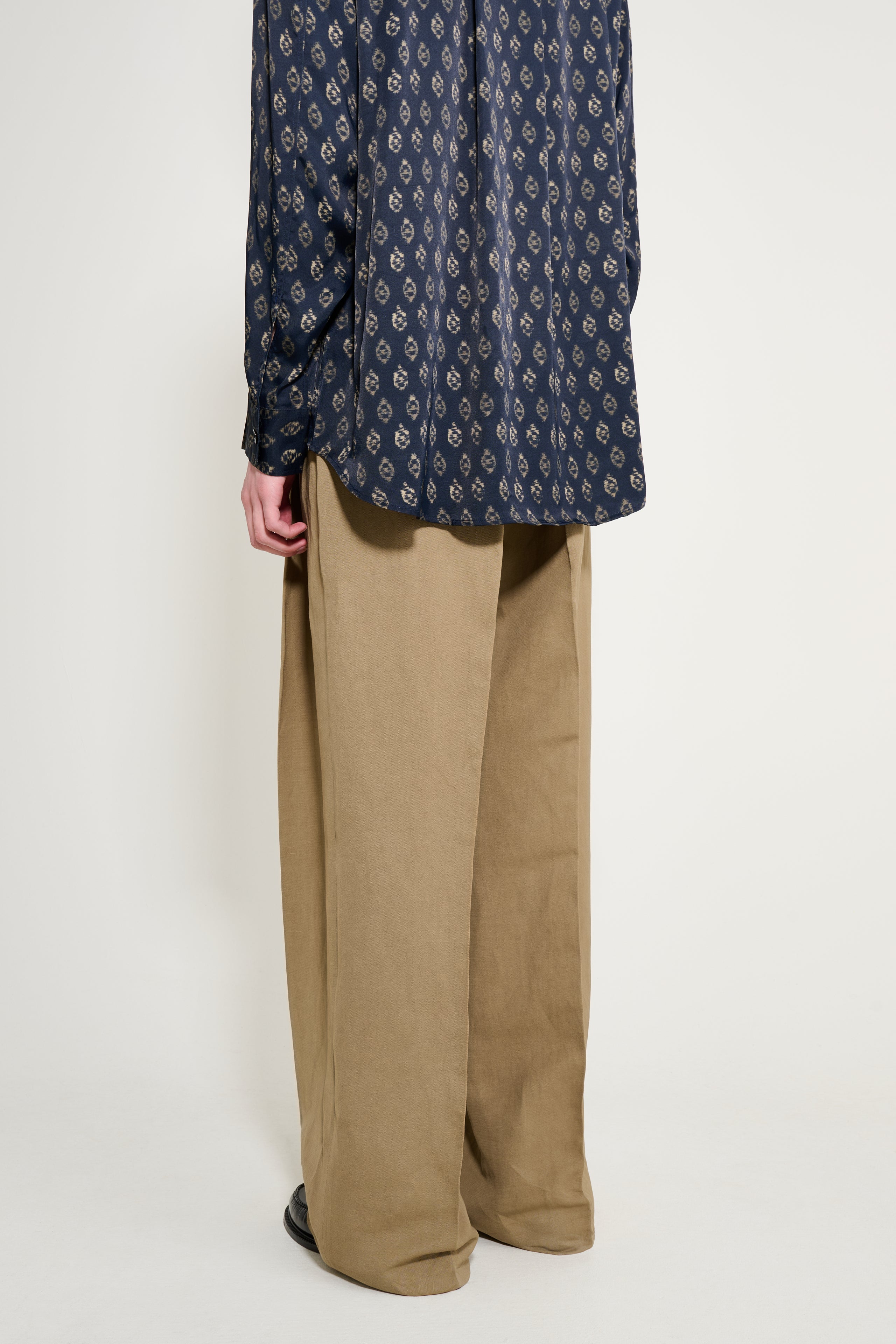 CMMN SWDN Midas Wide Pleat Trouser Khaki