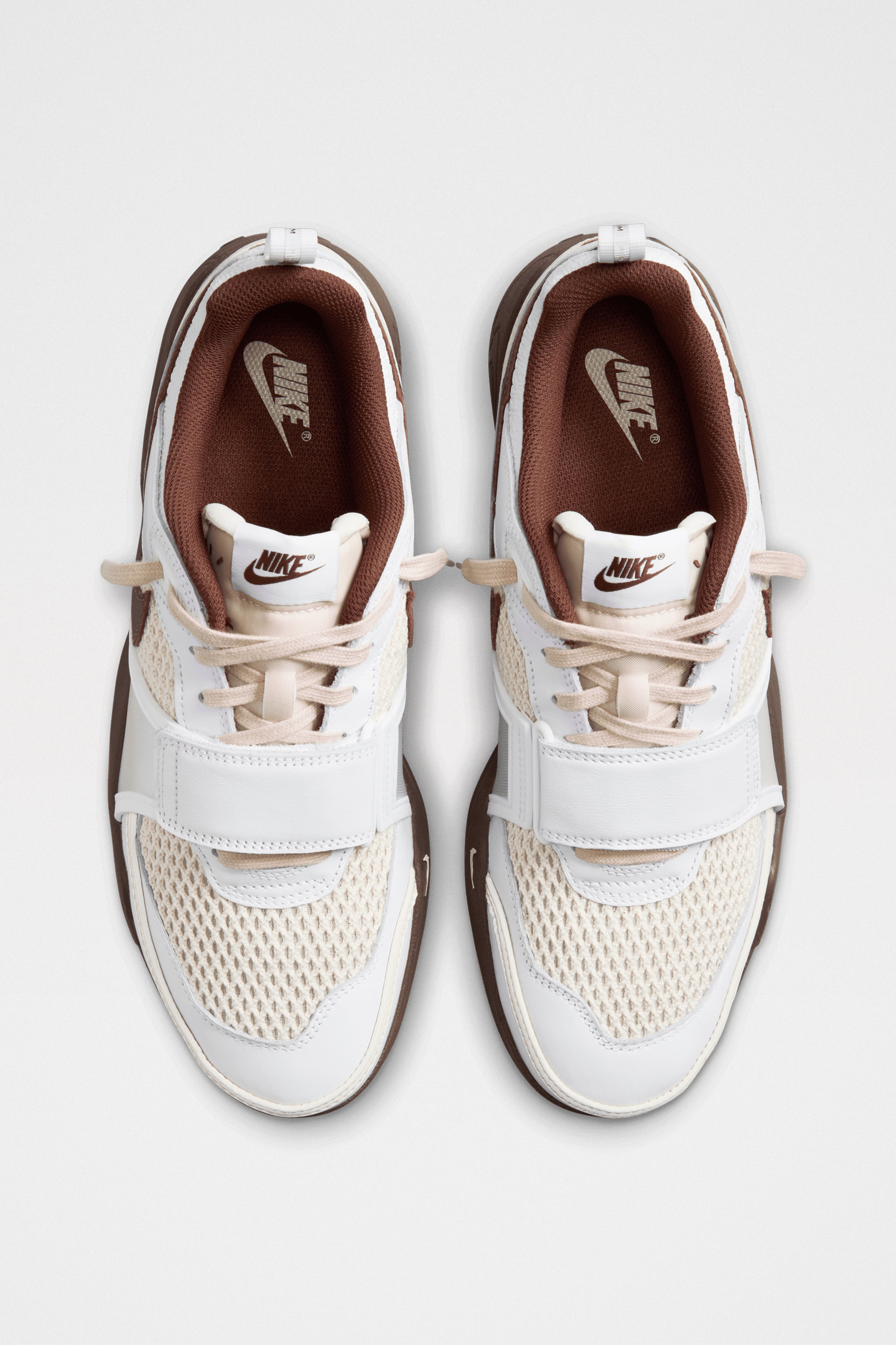 Nike x Travis Scott Zoom Field Jaxx White / Lt Chocolate