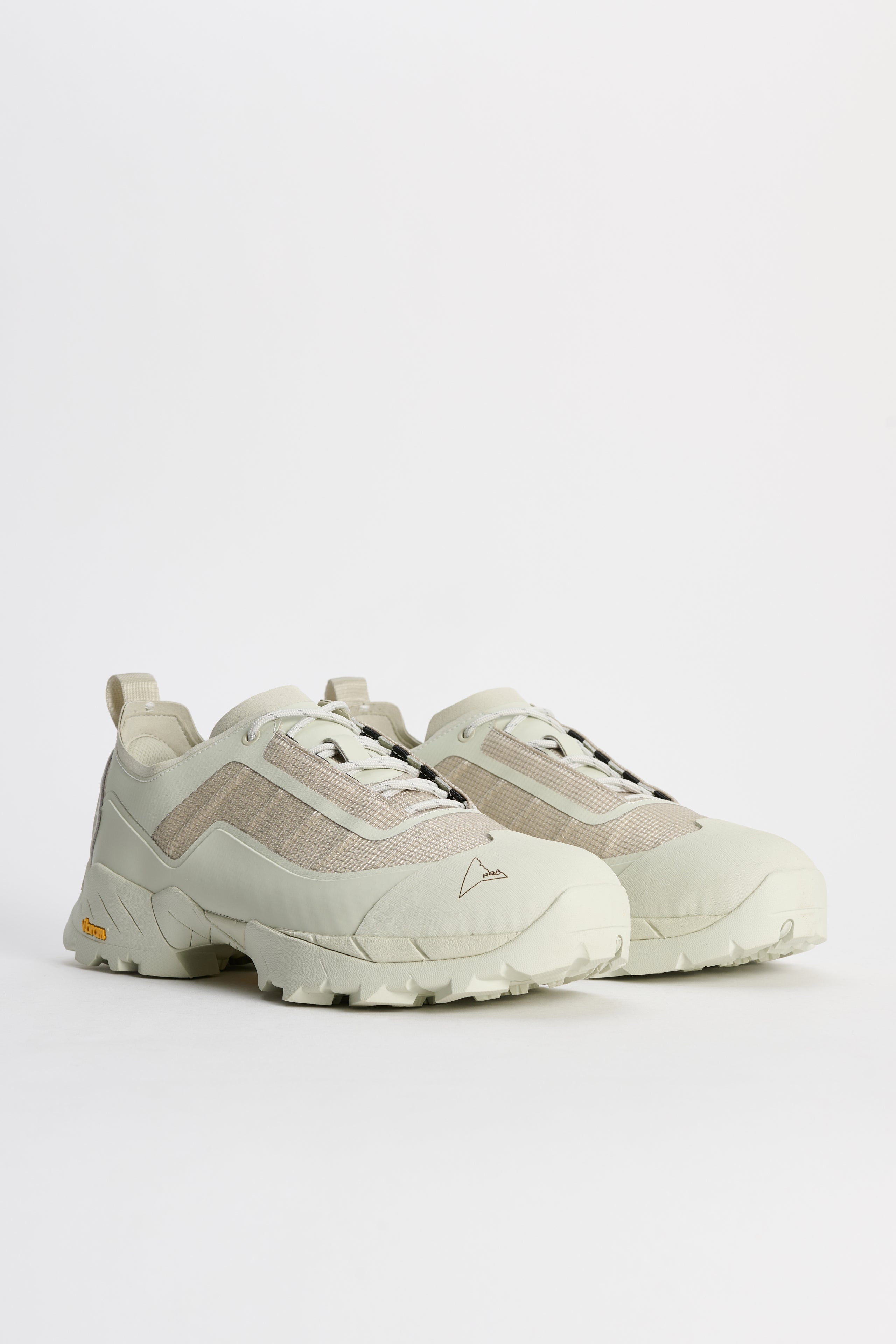 ROA Katharina Light Off White