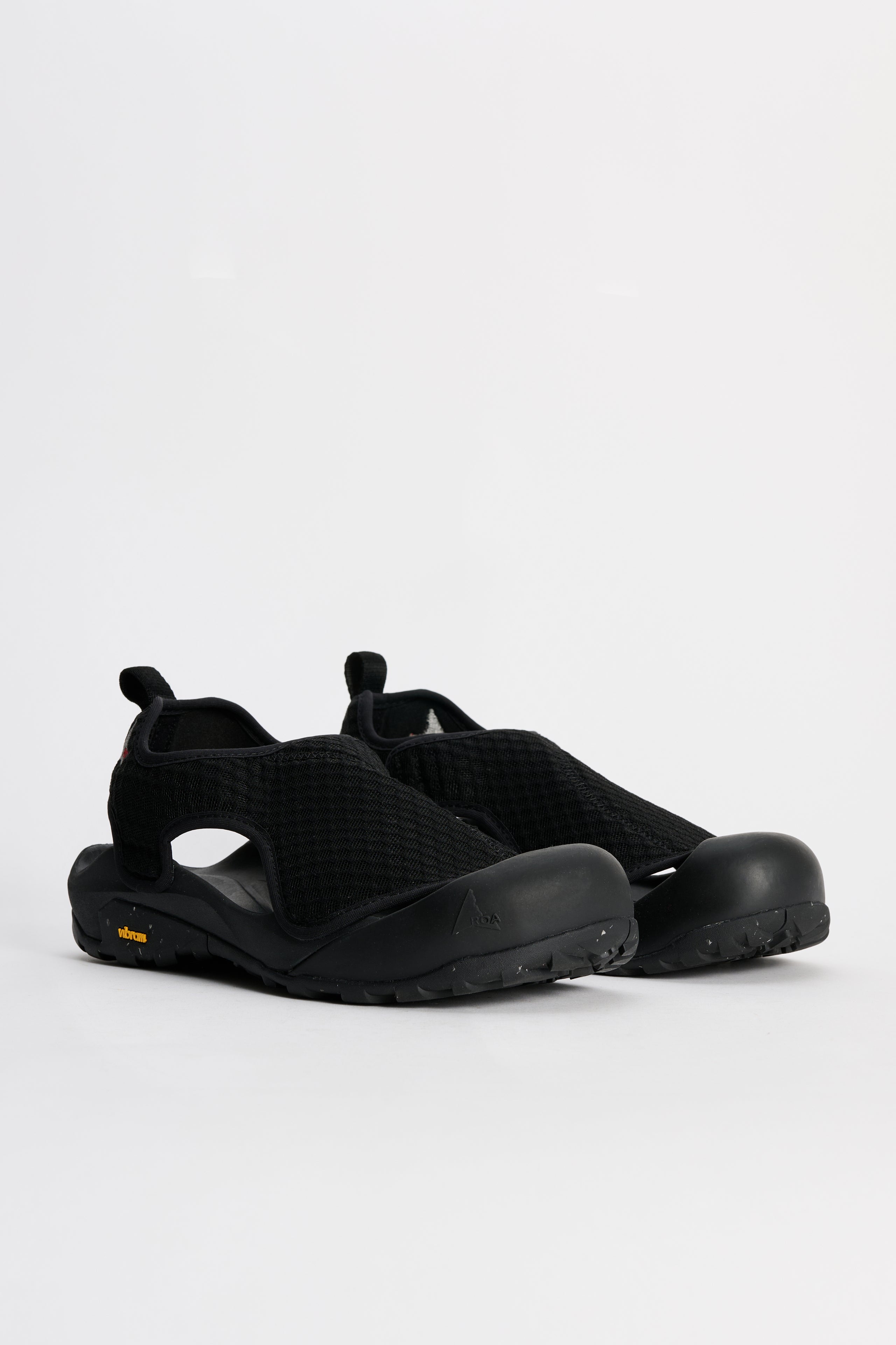 ROA Arpy Black