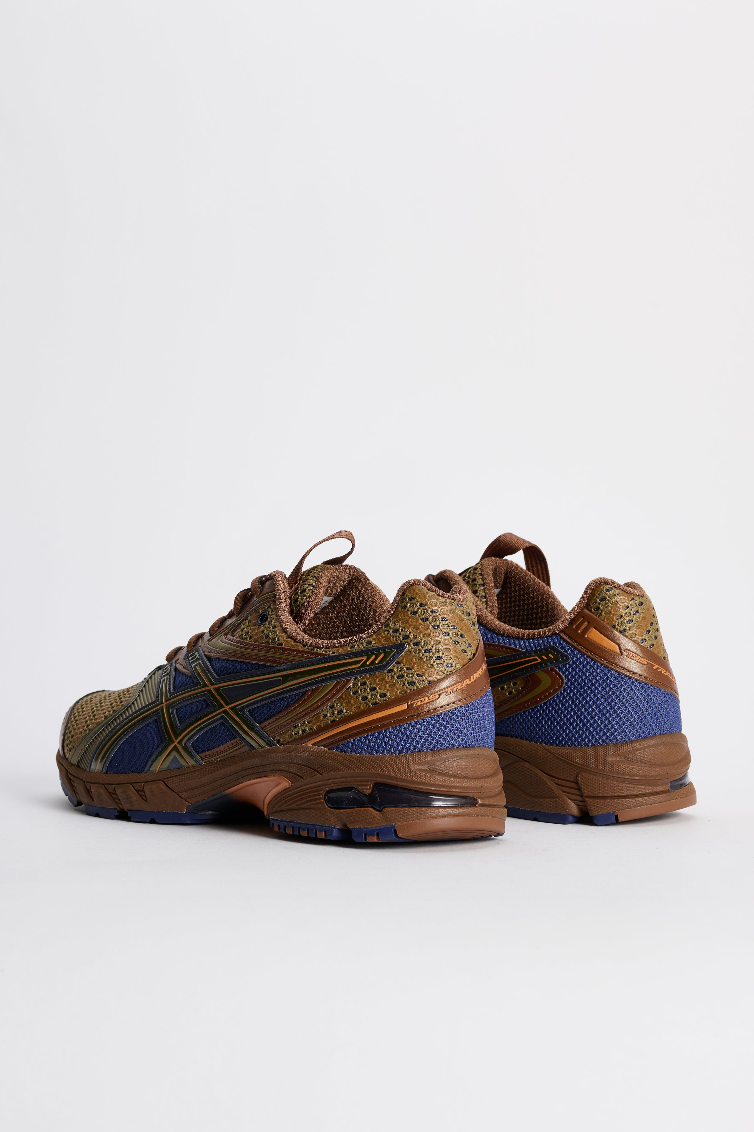 Asics UB9-S Gel Ds Trainer 14 Desert Camp / Piquant Orange