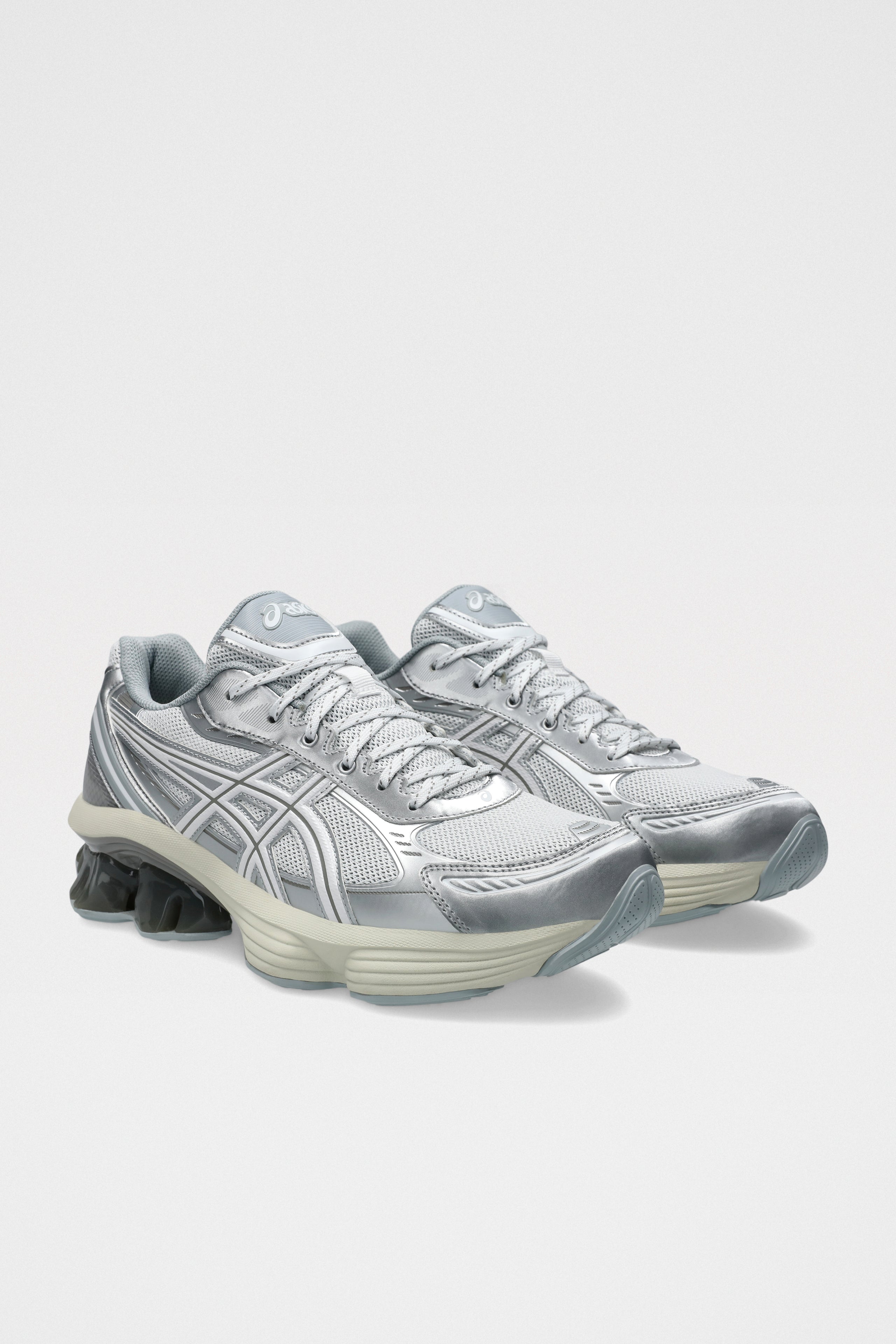 Asics Gel-Kinetic Fluent White / White