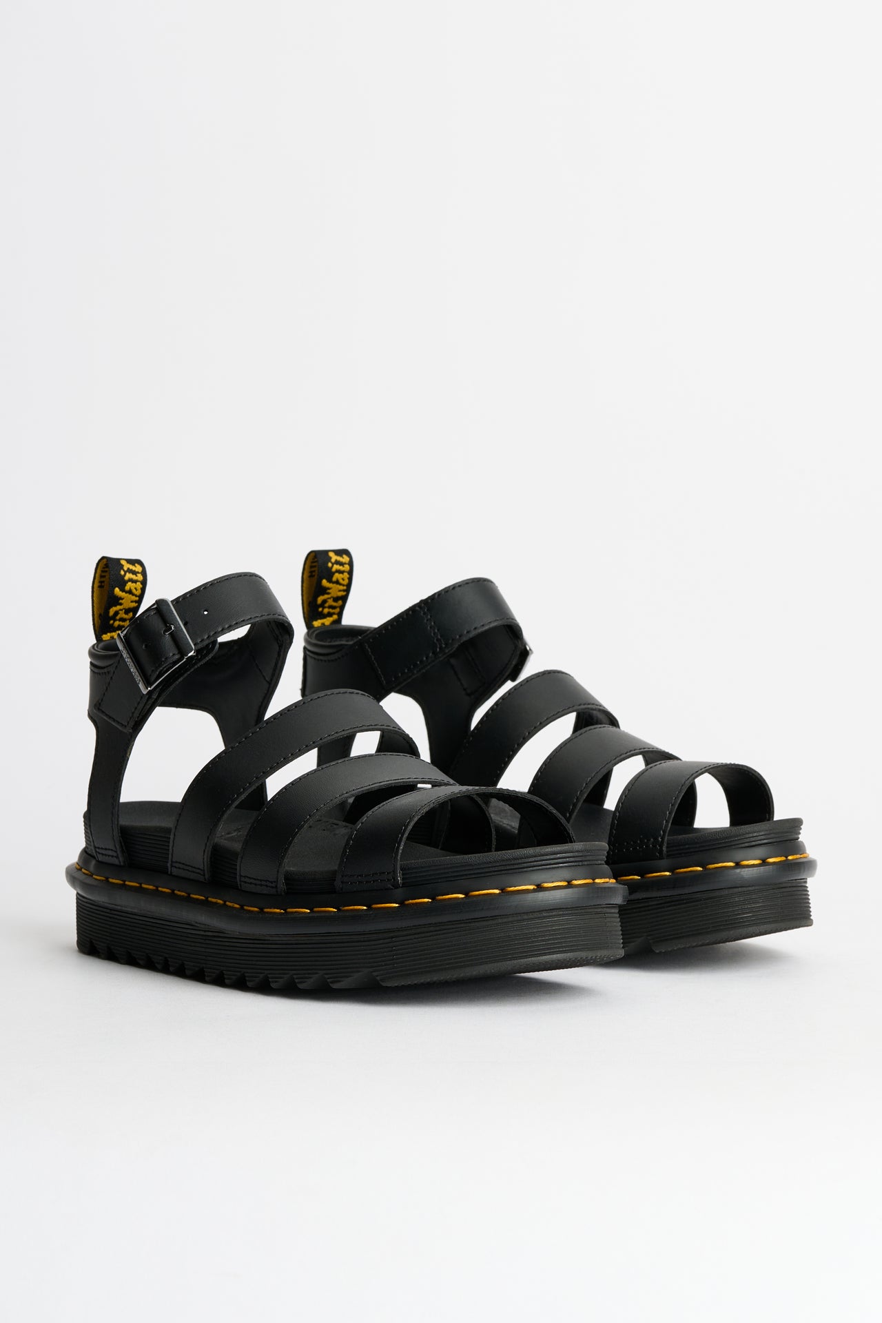 Dr. Martens W’s Blaire Hydro Leather Sandals Black
