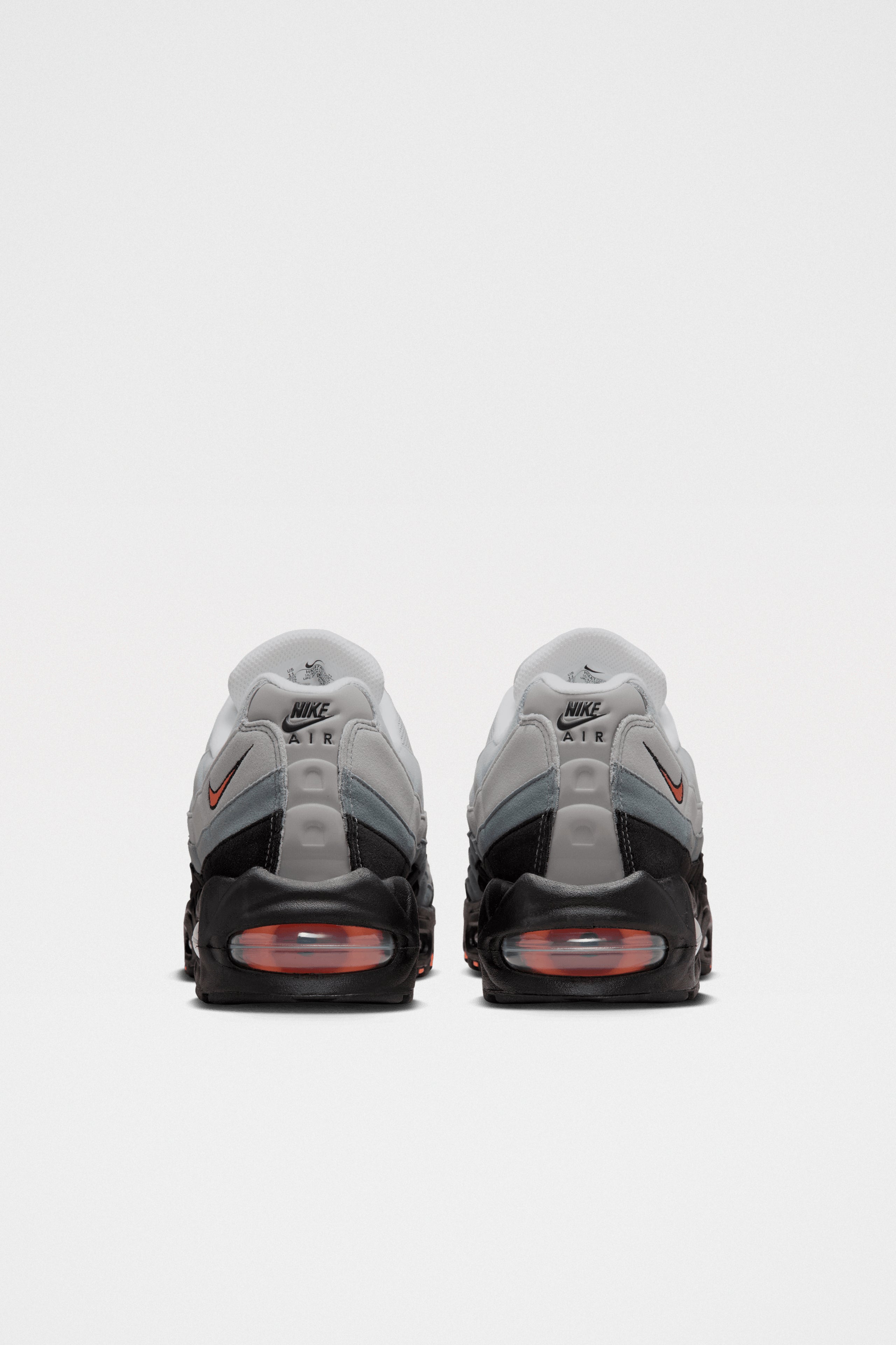 Nike Air Max 95 OG Black / Bright Mandarin