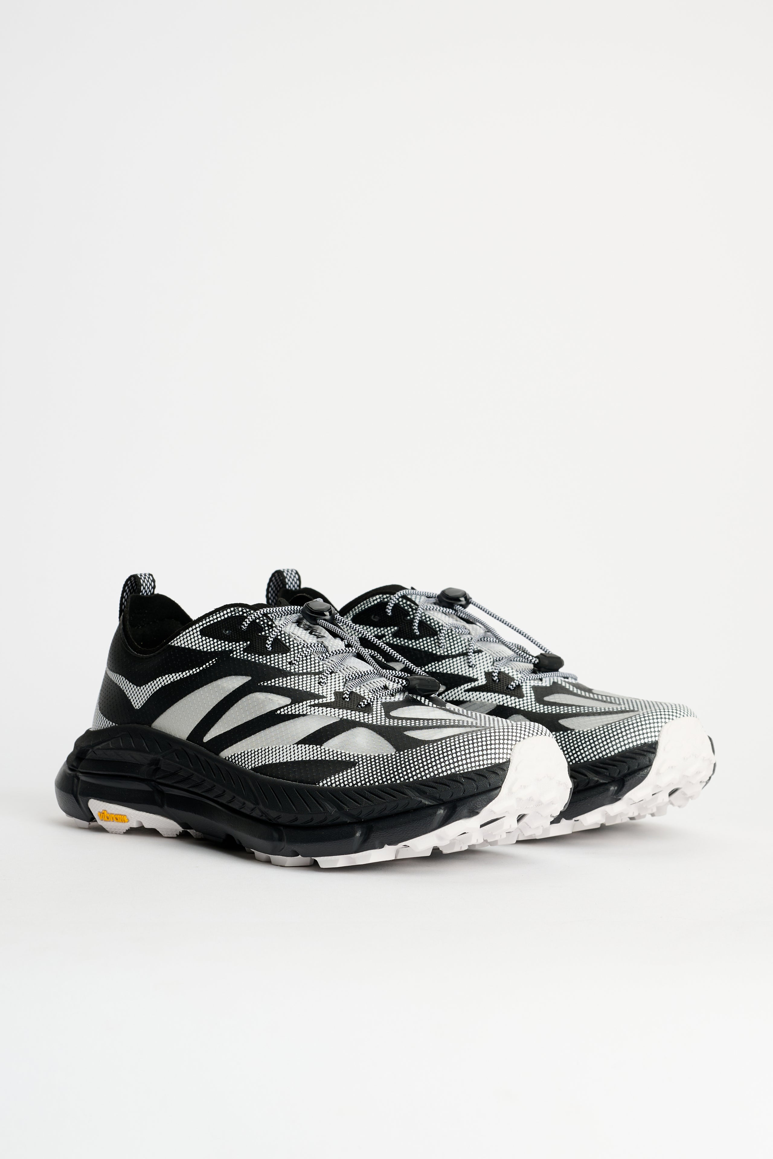 HOKA U Mafate Speed 4 Lite TS Black / White