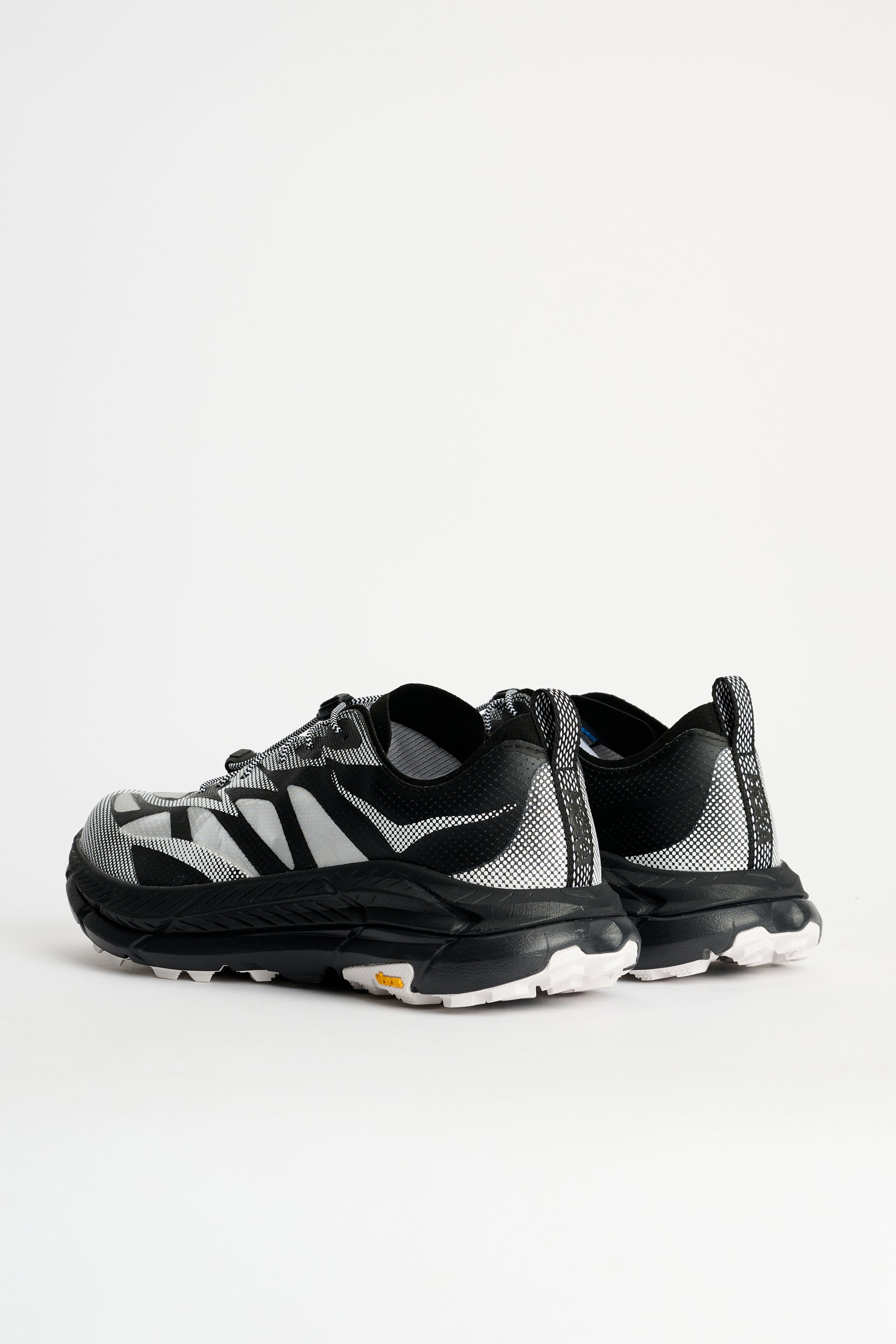 HOKA U Mafate Speed 4 Lite TS Black / White
