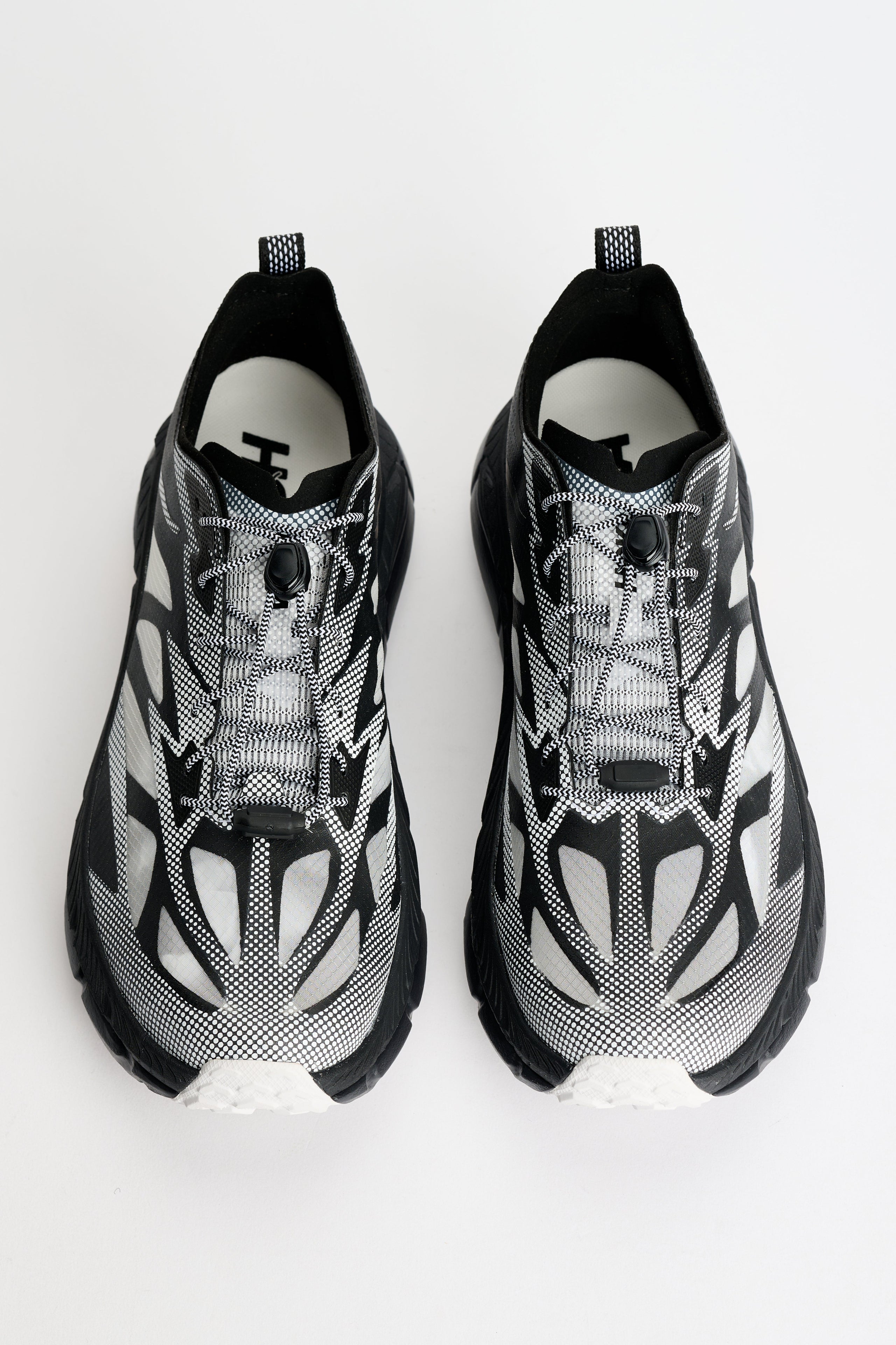 HOKA U Mafate Speed 4 Lite TS Black / White