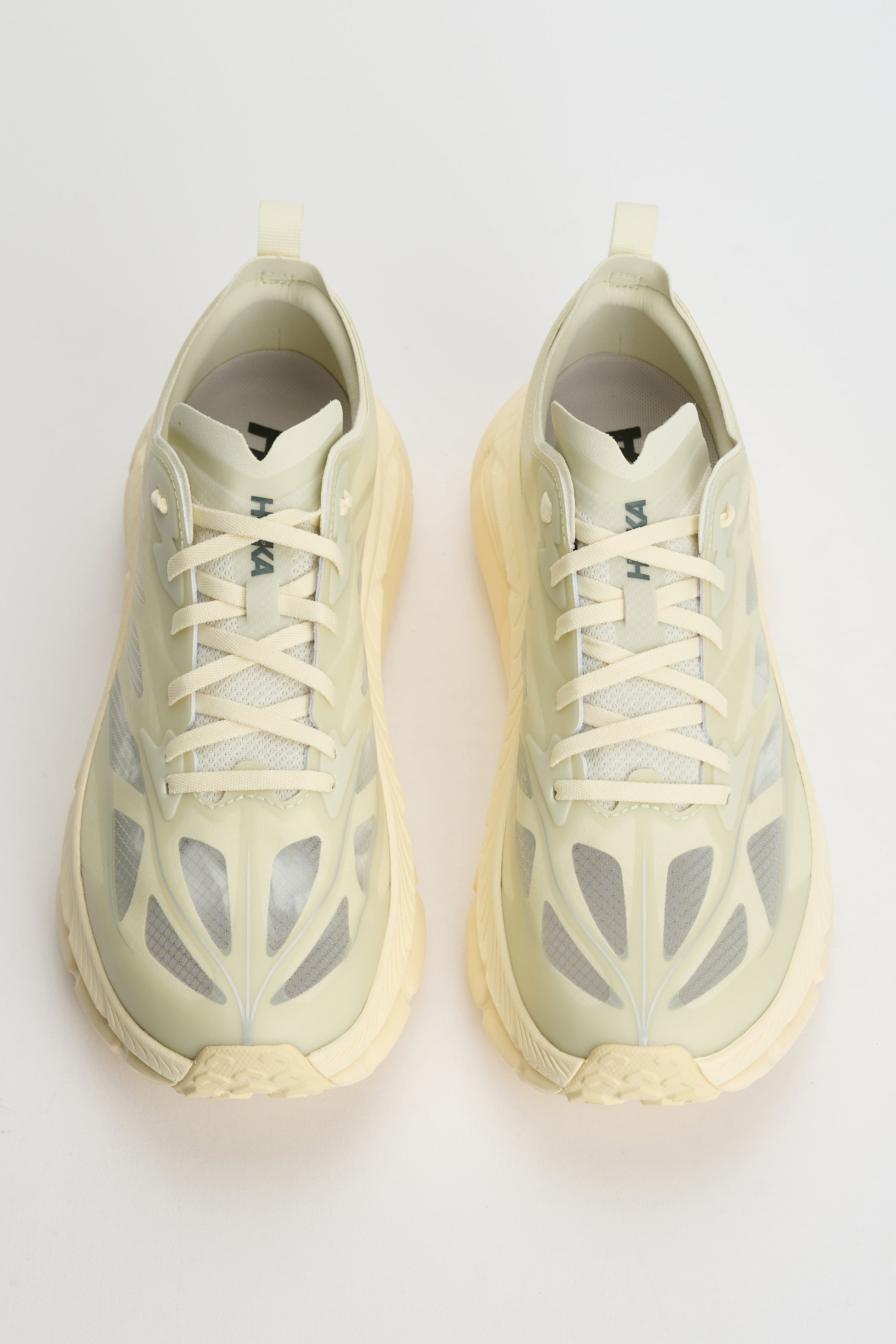 HOKA U Mafate Speed 4 Lite Beige