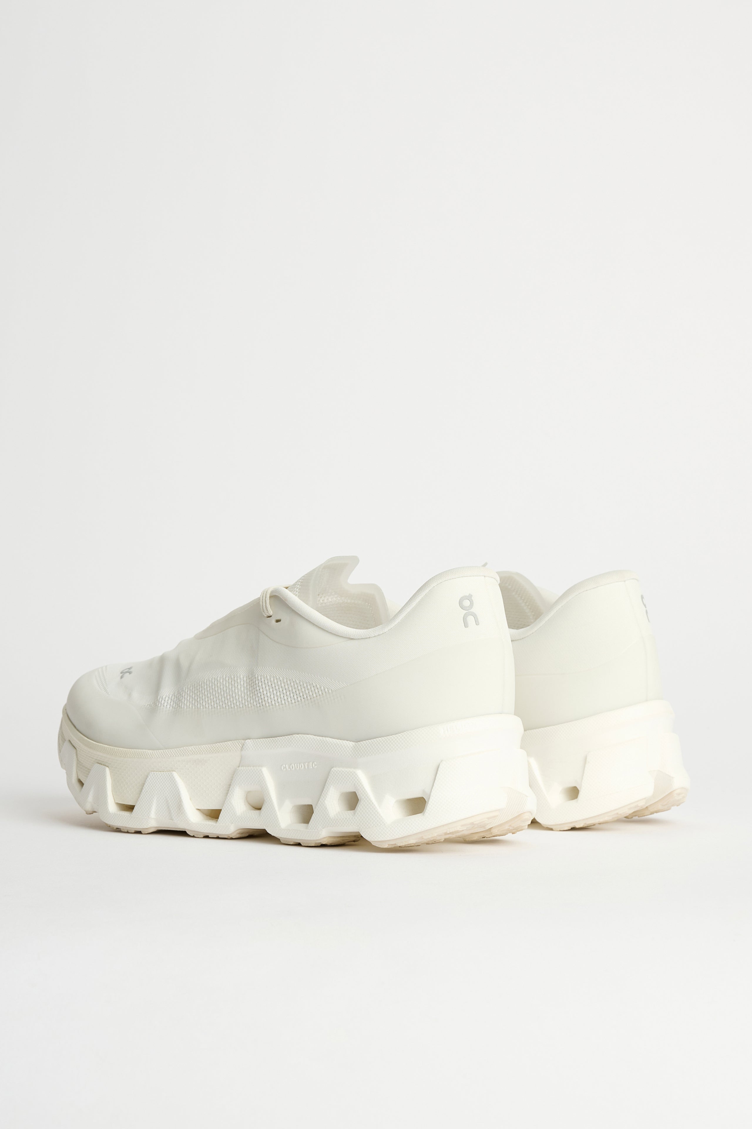 On Cloudmonster Hyper PAF 1 M White / White