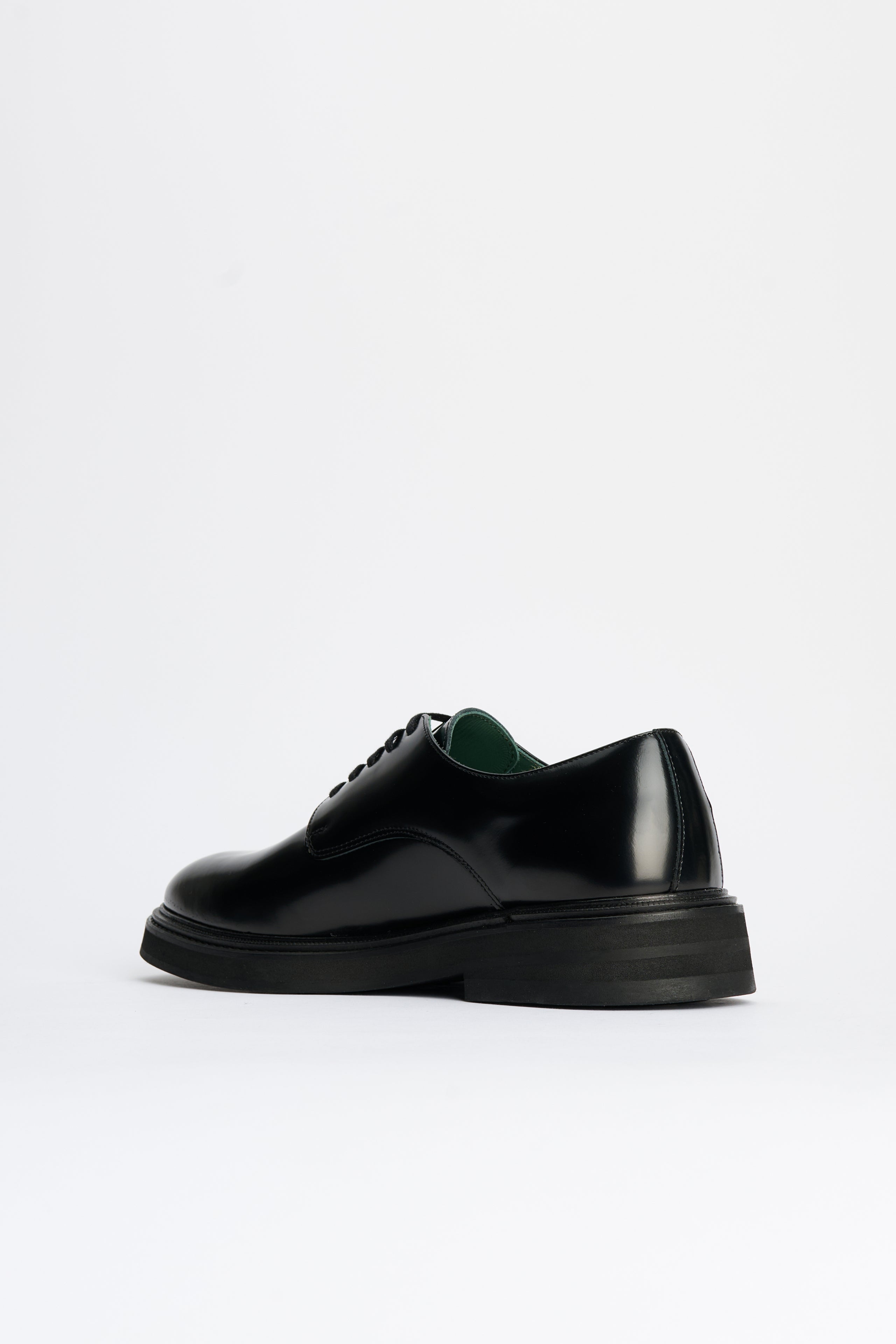 VINNY’s Officer Derbee Black