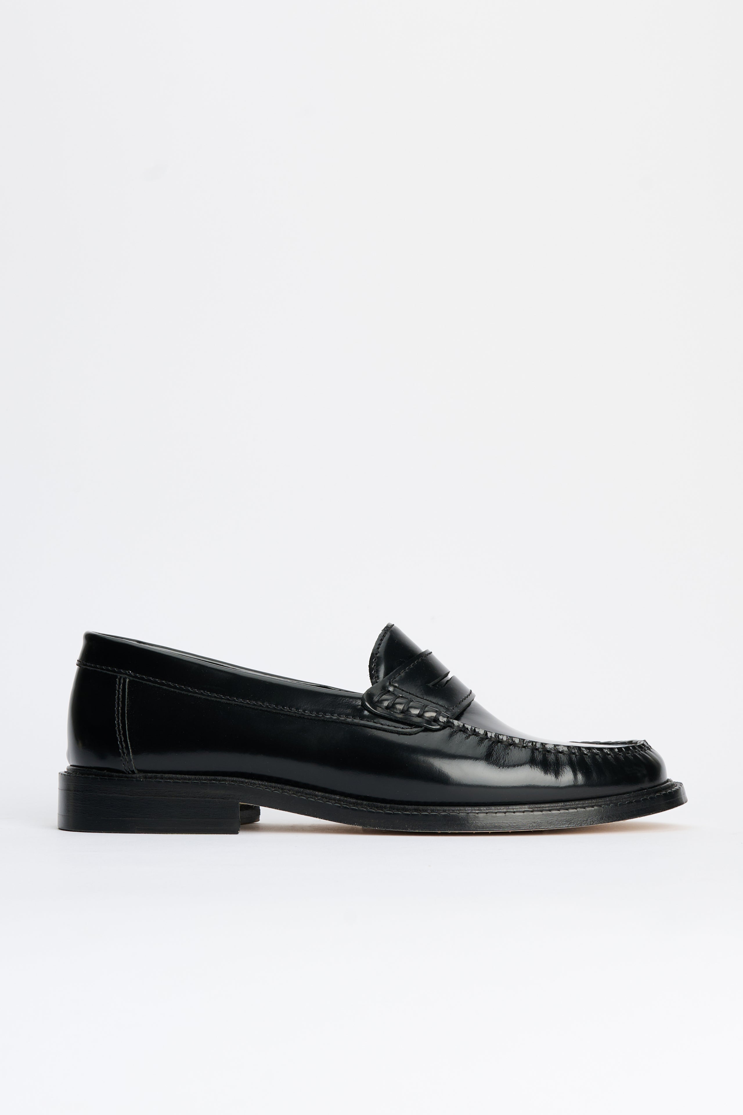 VINNY’s Yardee Moccasin Loafer Black