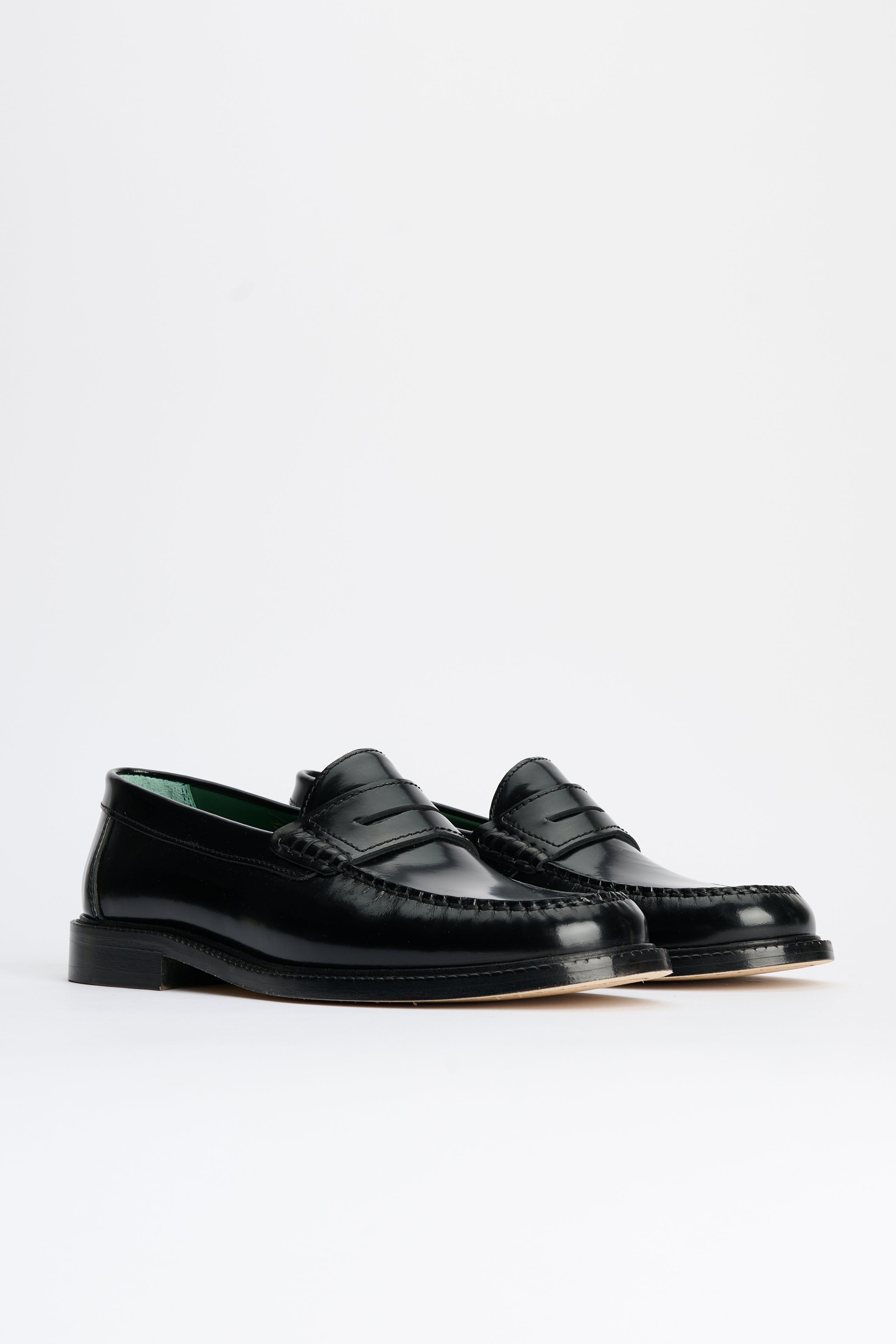 VINNY’s Yardee Moccasin Loafer Black