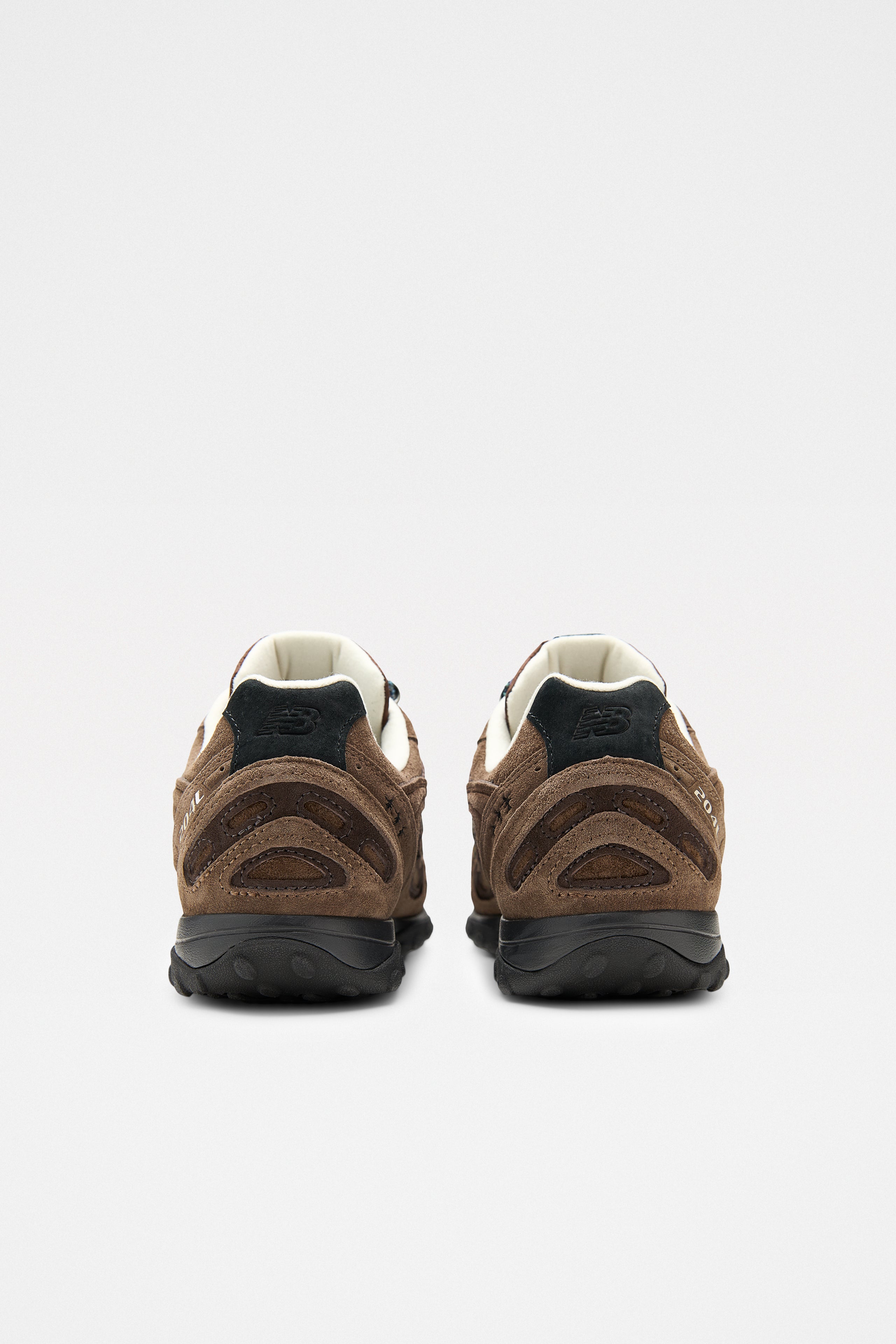 New Balance x Basketcase 204L Carafe / Chocolate Brown