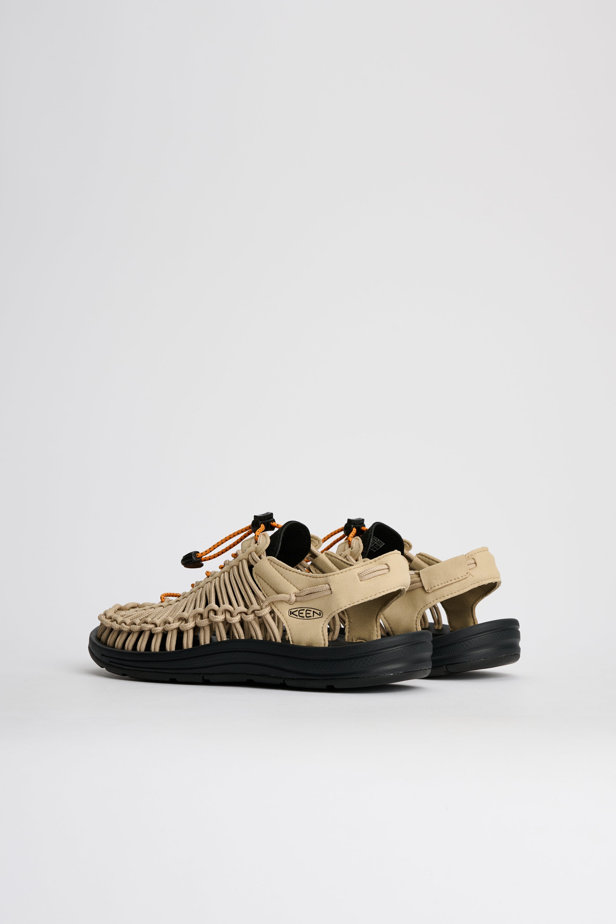 KEEN Uneek Sneaker Sandal Safari / Orange Peel