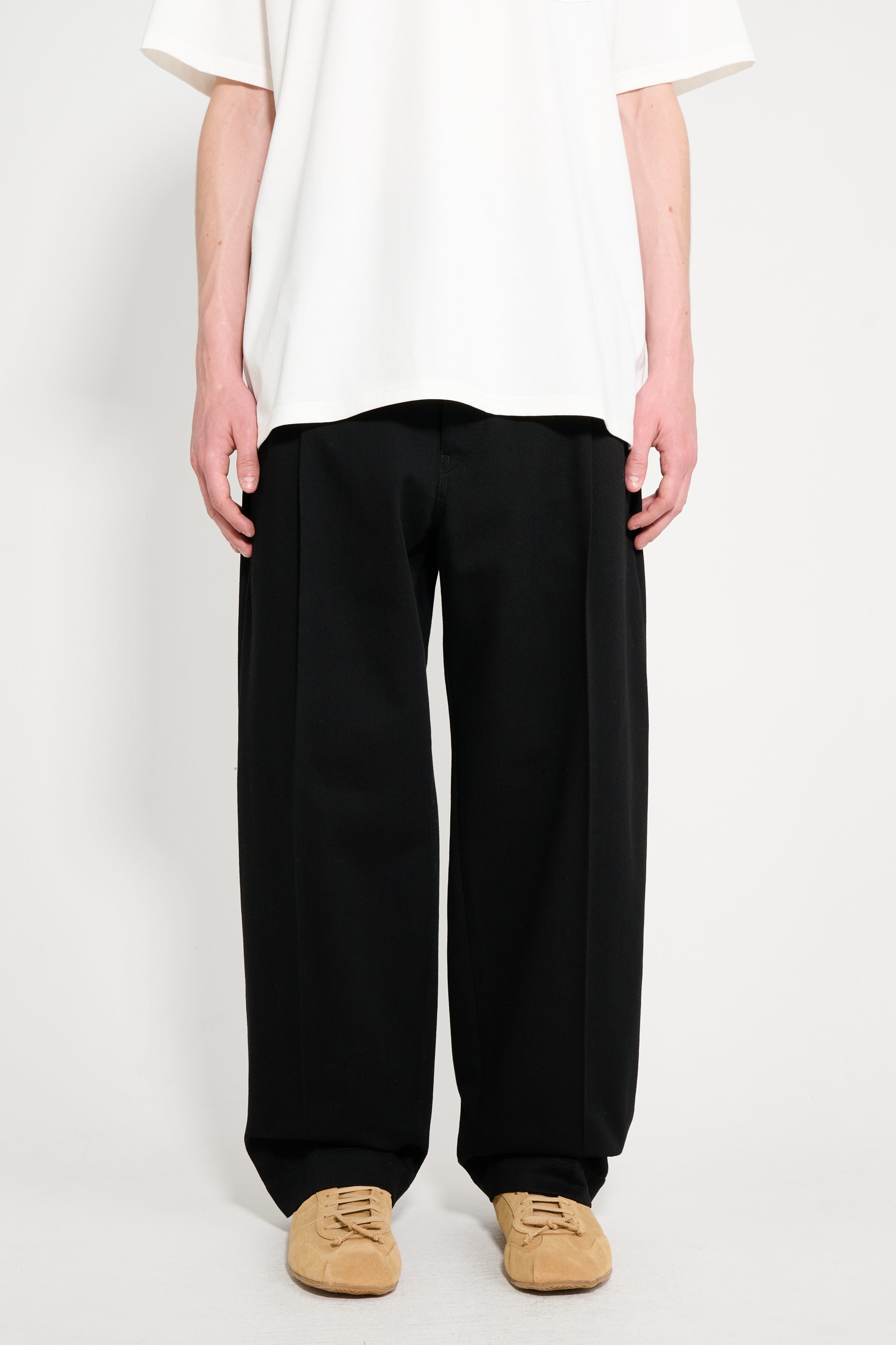 Lemaire Pleated Carrot Pants Black