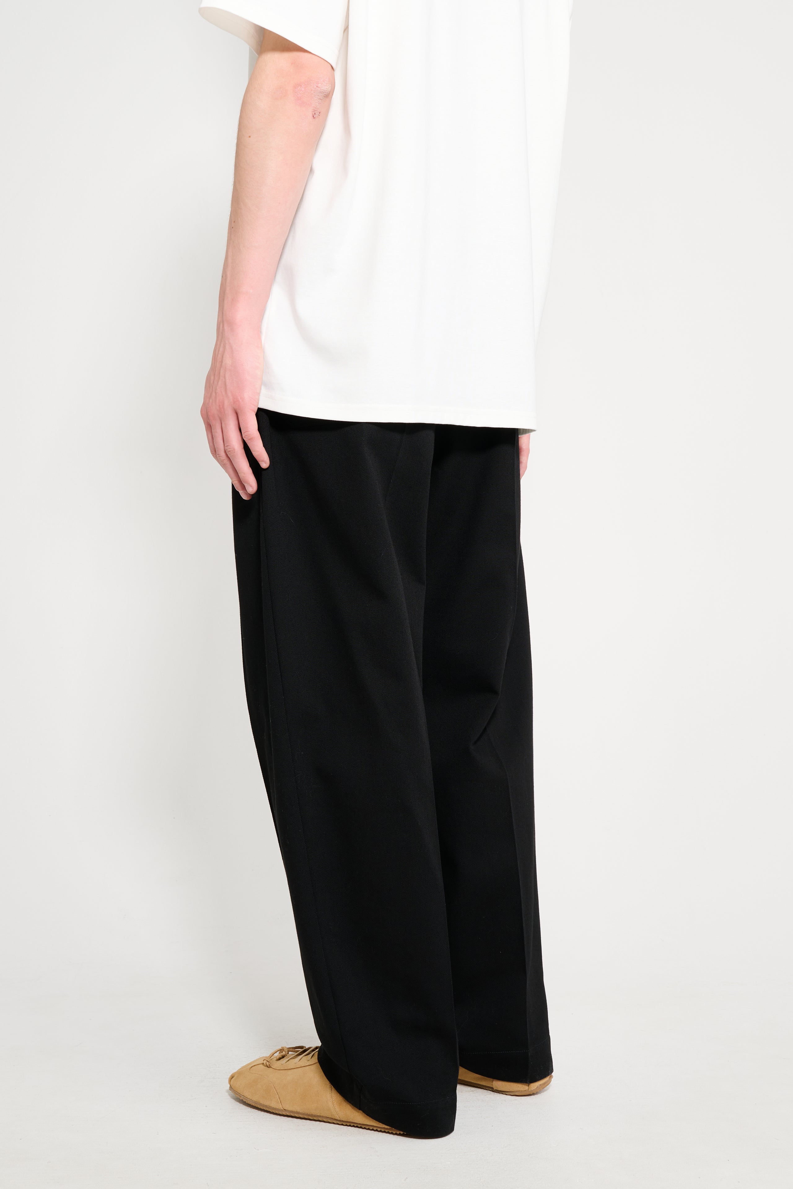 Lemaire Pleated Carrot Pants Black