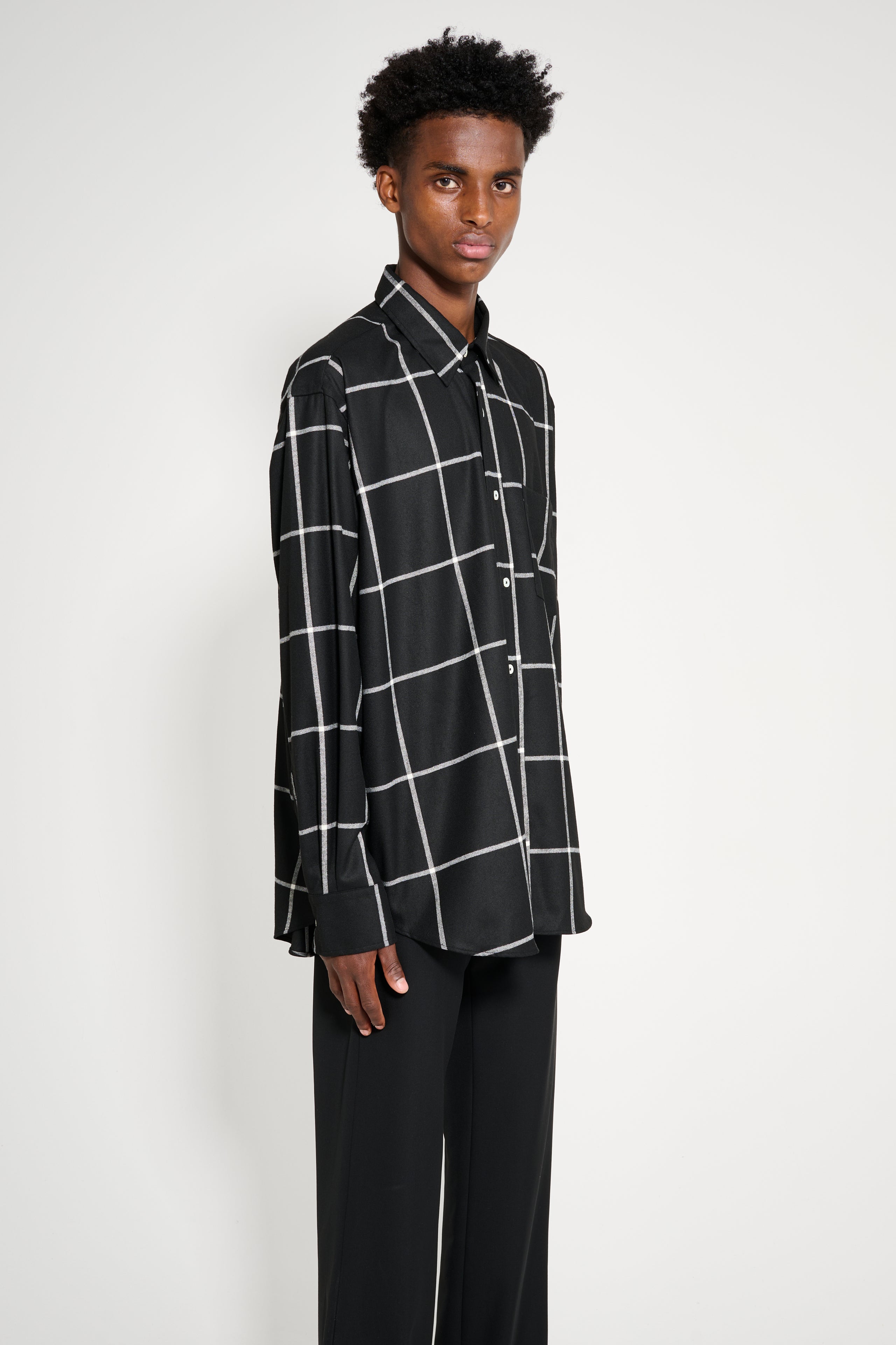 TRÈS BIEN everywear Oversized Classic Shirt Wool Check Black