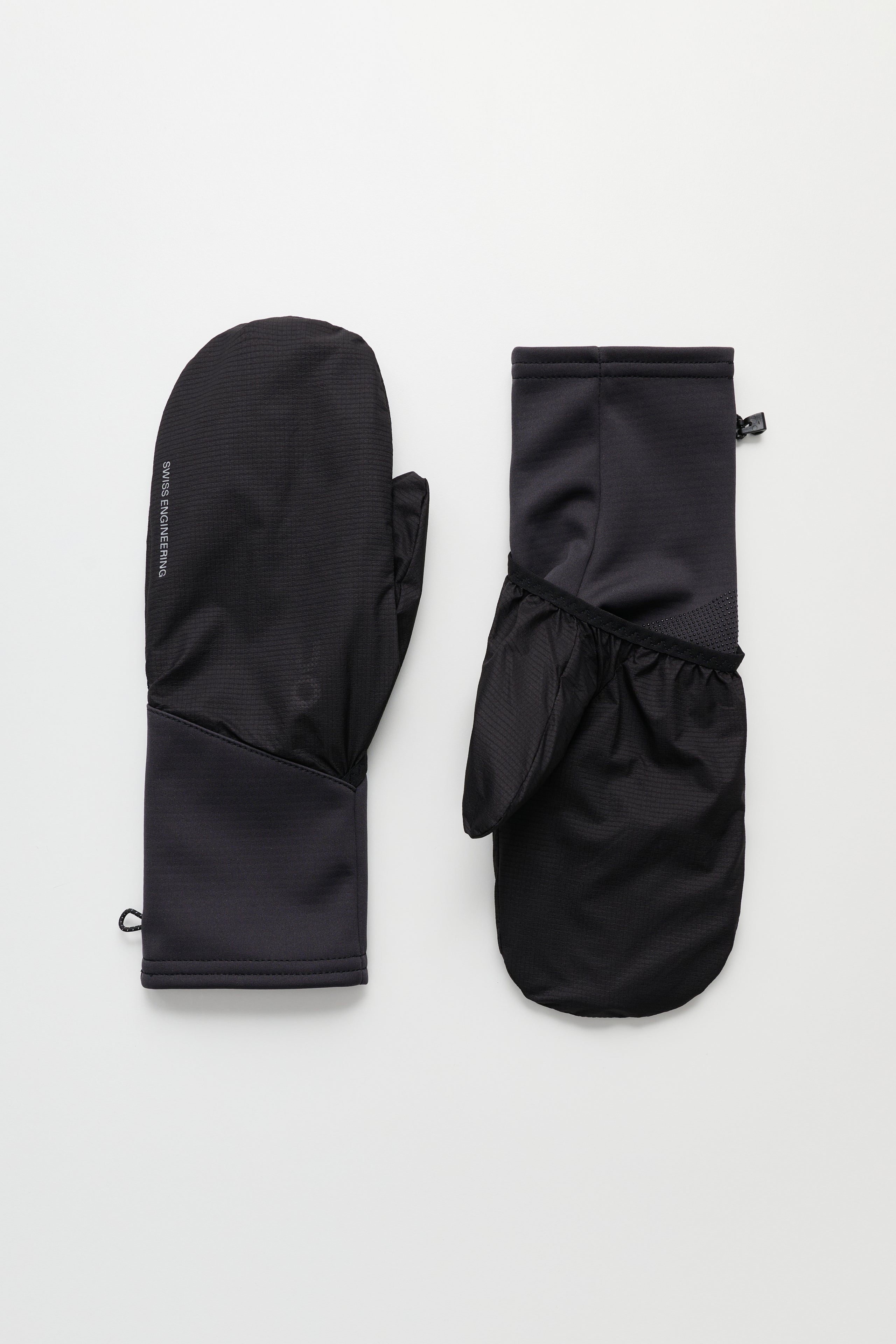 On Winter Run Gloves Magnet