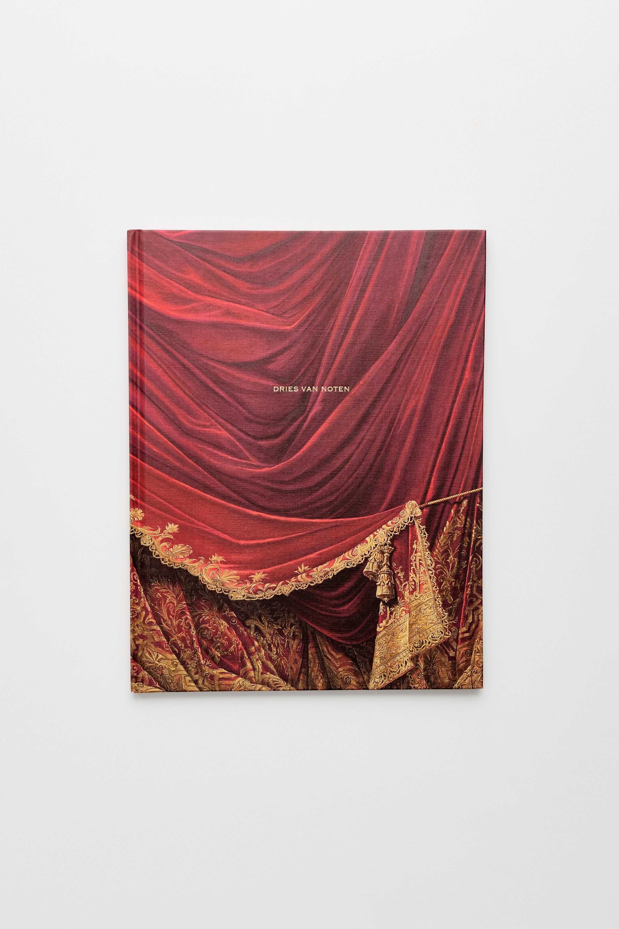 Dries Van Noten Men AW 2016–17 Opéra Garnier