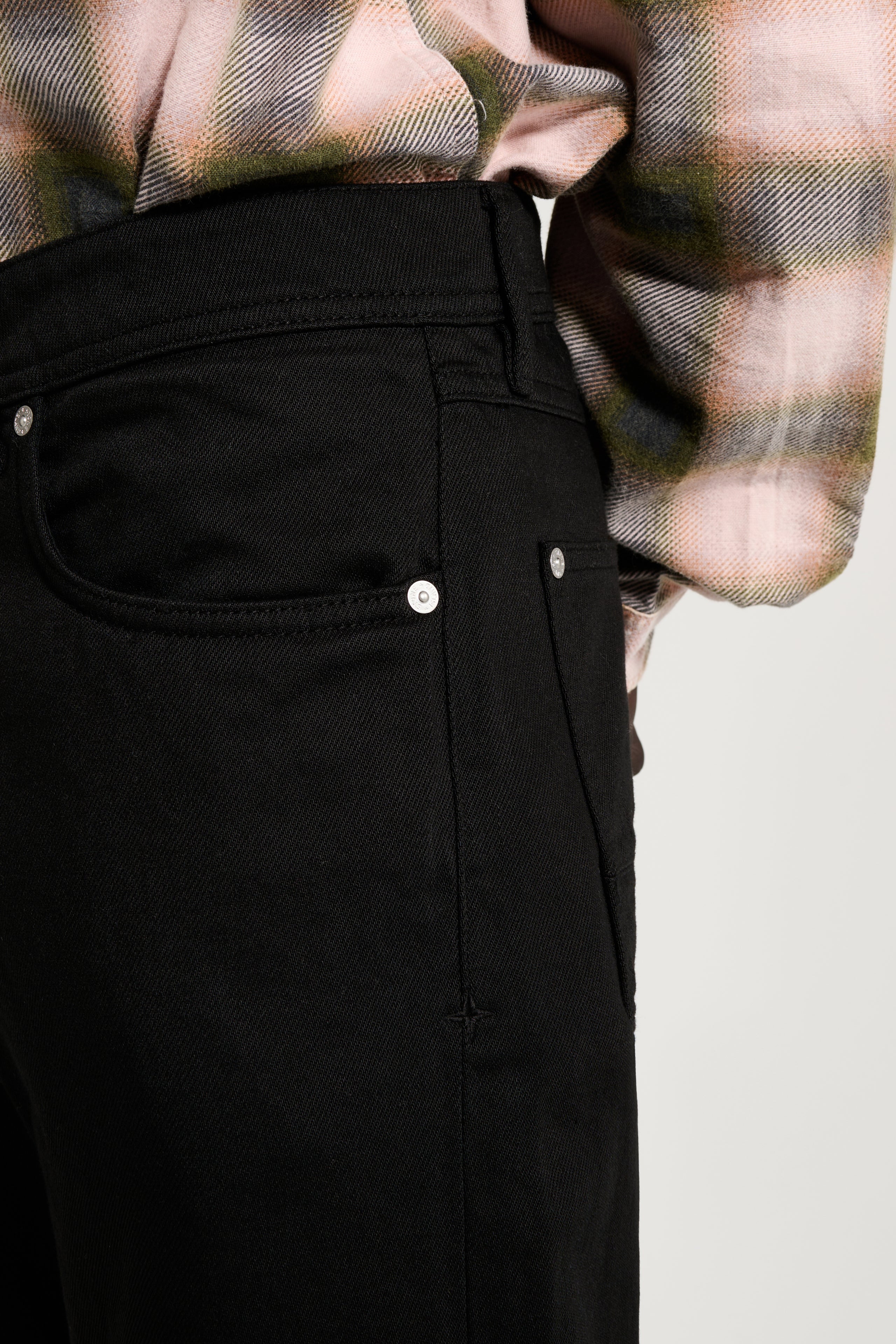 Stone Island Denim Research Straight Leg Jeans Bull Denim-TC Black