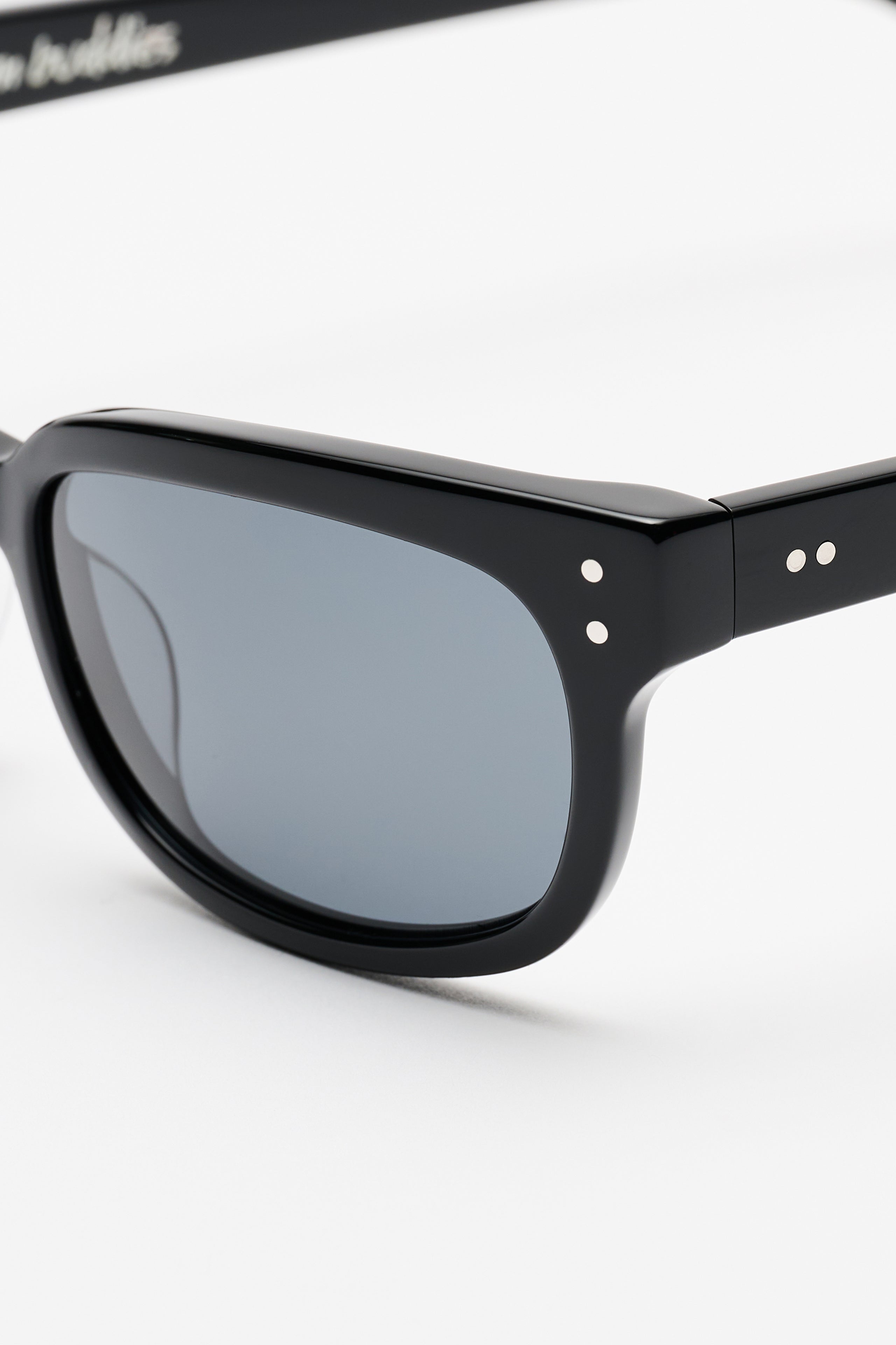 Sun Buddies Amber Black