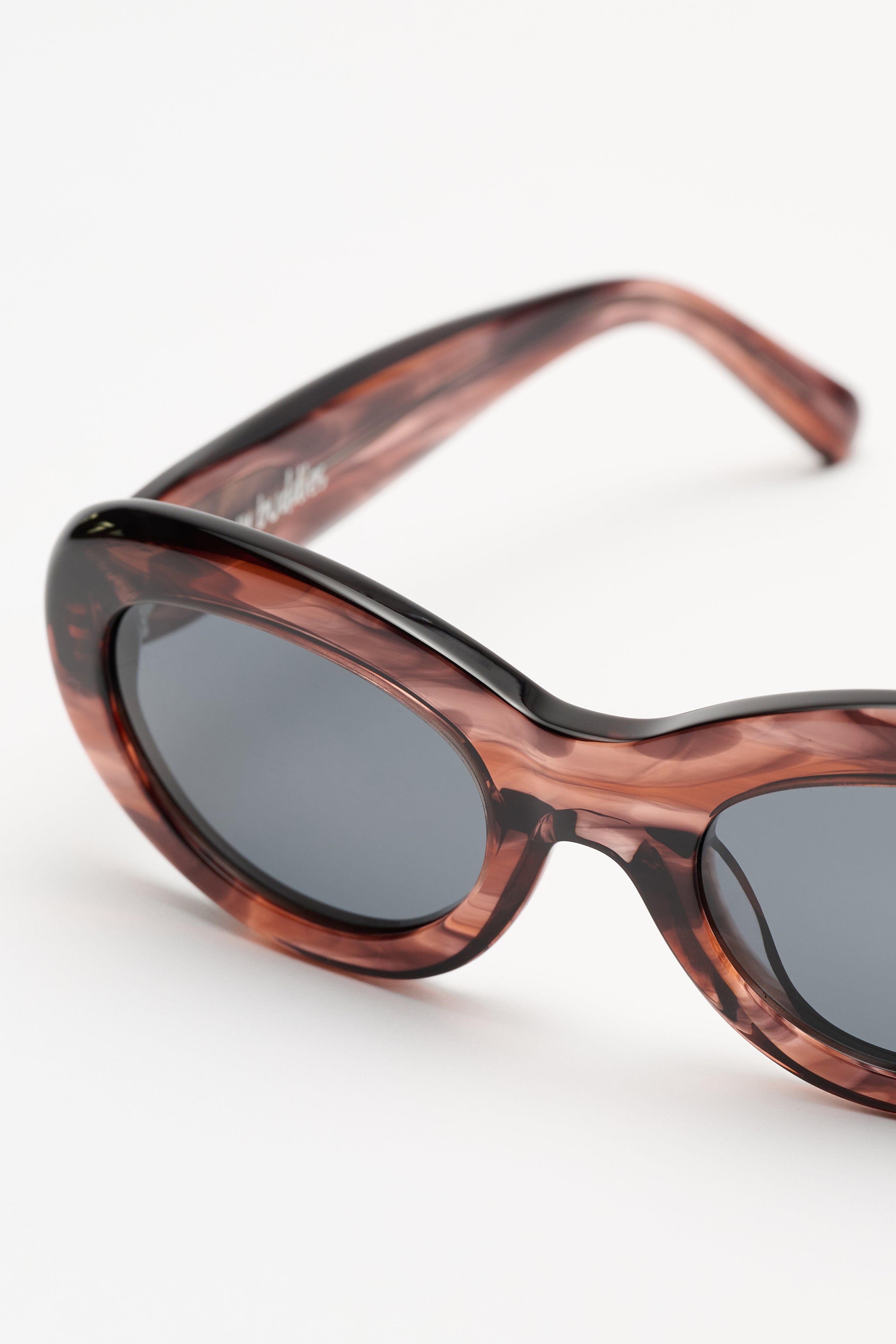 Sun Buddies Courtney Supernova