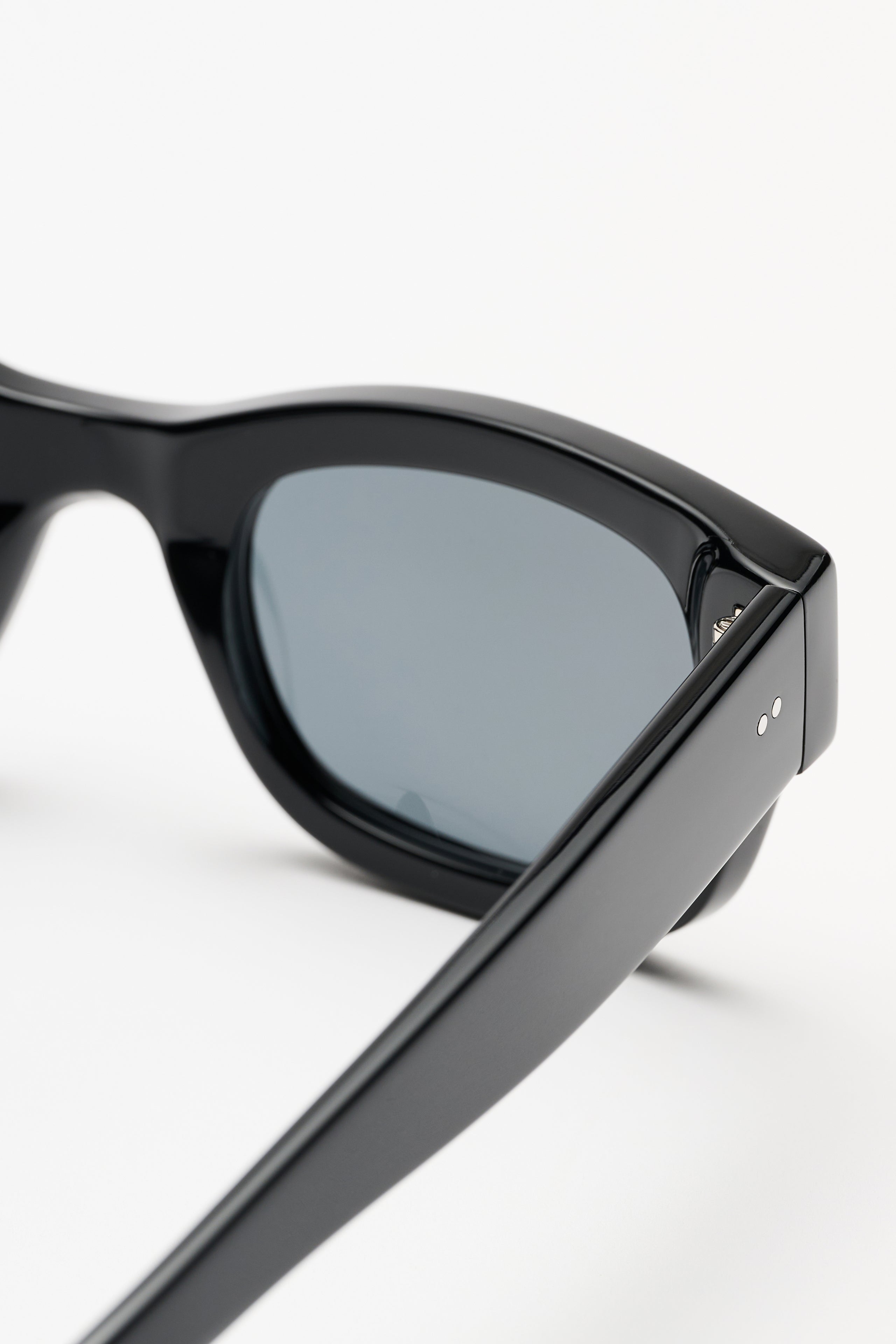 Sun Buddies Lubna Black