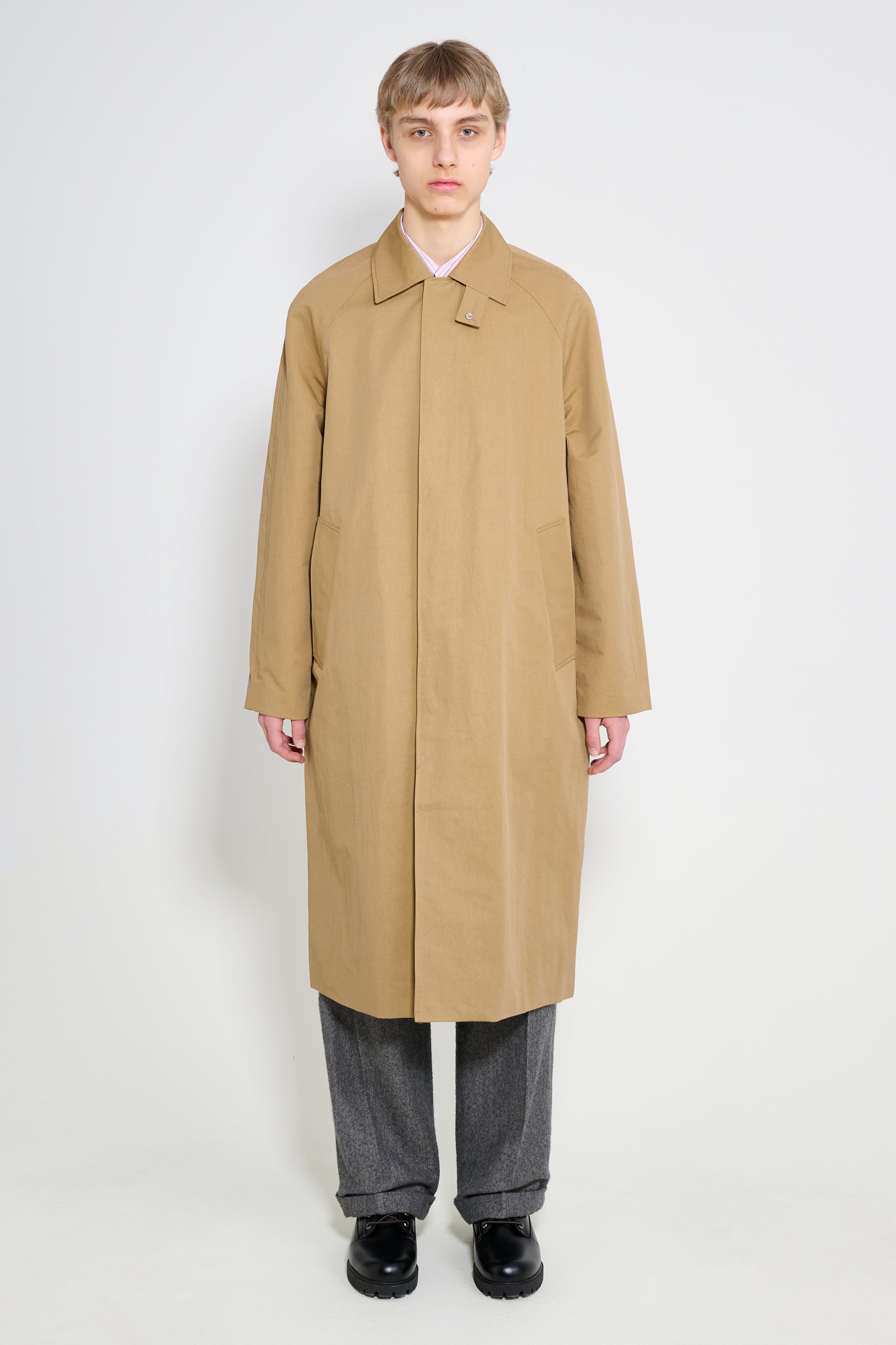 Sunflower Raglan Coat Dark Sand