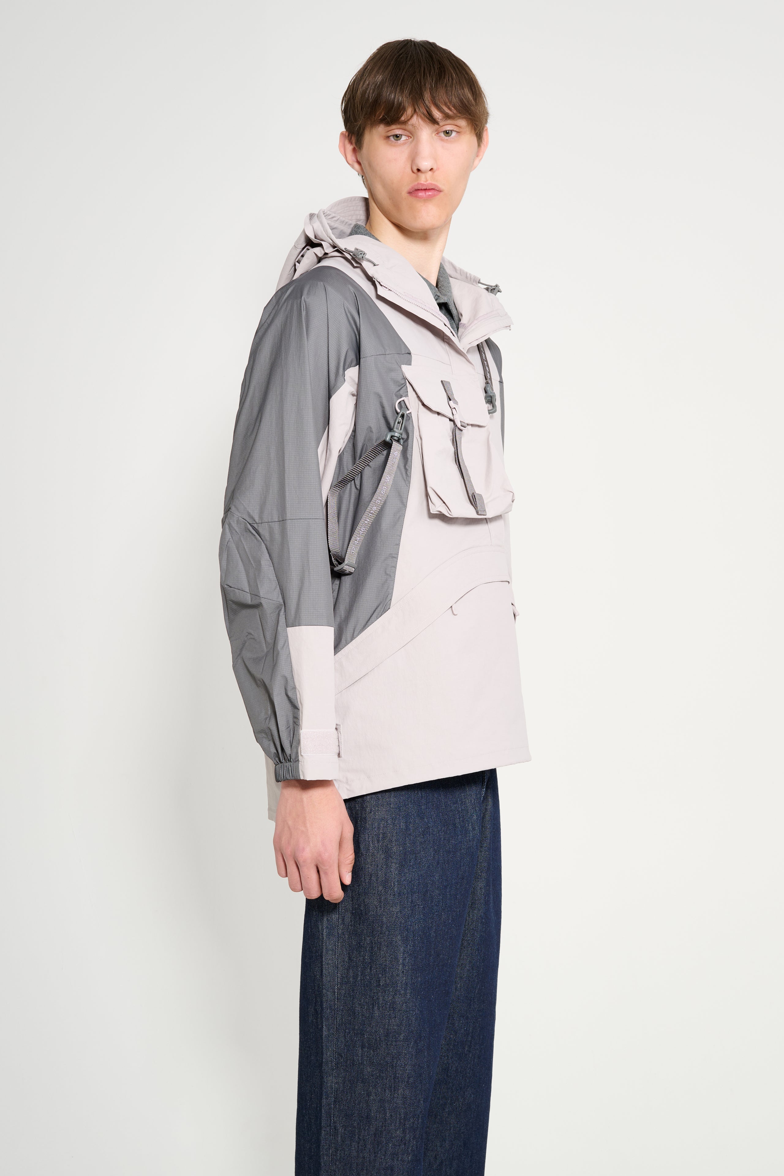 The North Face Lightweight Anorak Jacket Moonstone Grey / Smoked Pearl