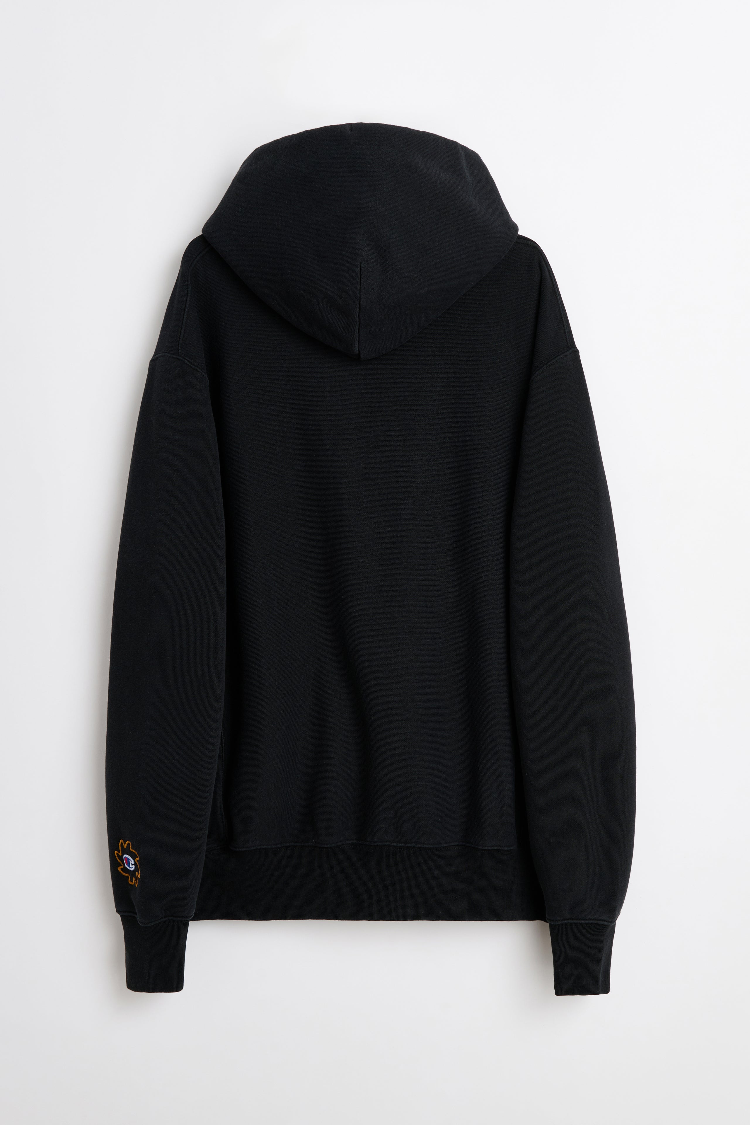 TRÈS BIEN x Champion Reverse Weave Flaming Windsor Logo Hood Black