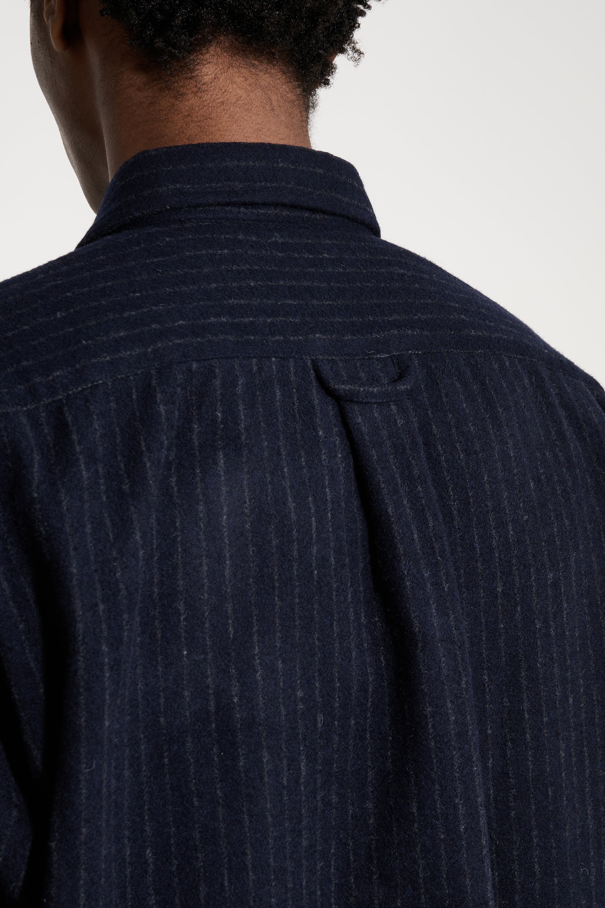 TRÈS BIEN everywear Oversize Classic Workshirt Pinstripe Dark Navy