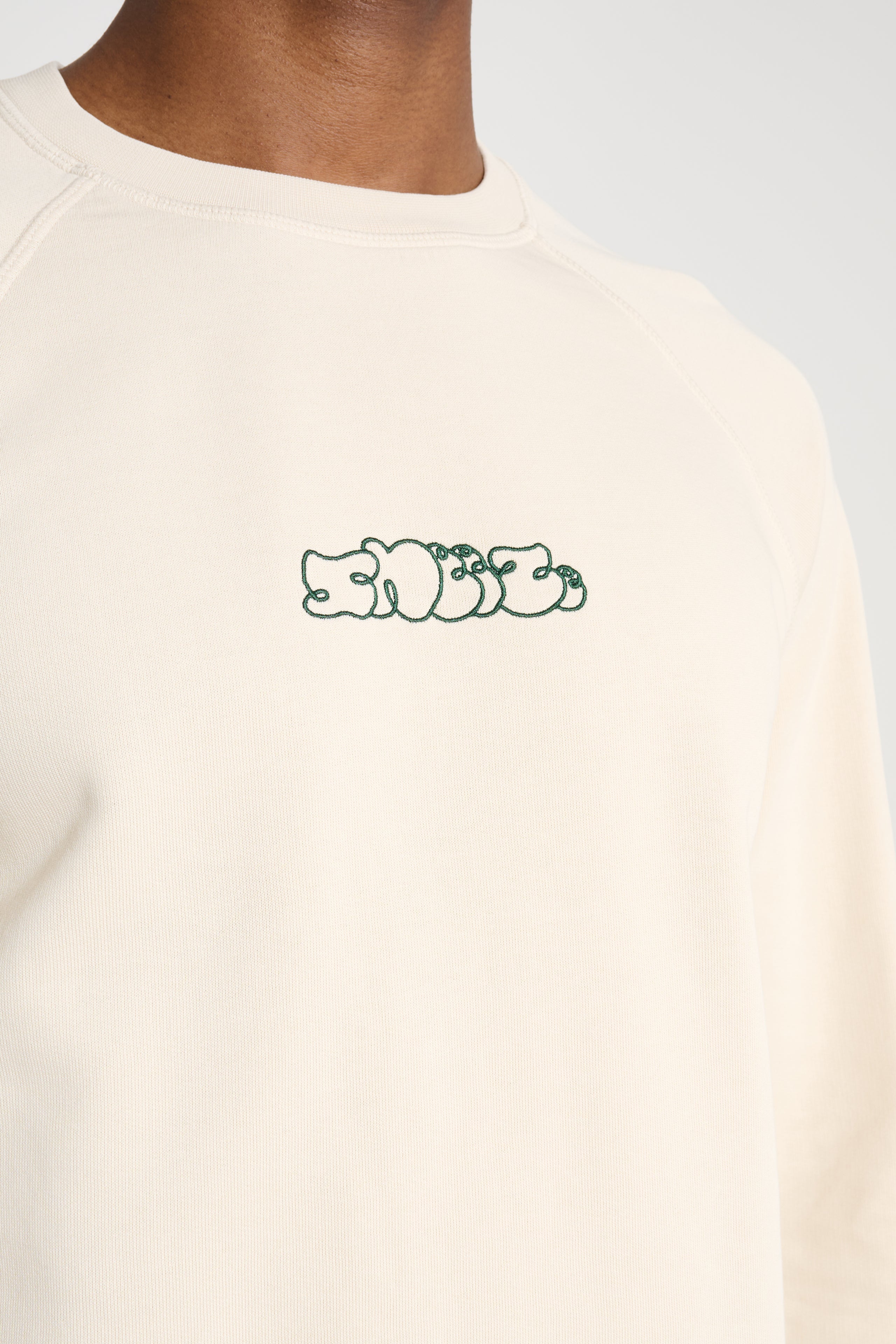 Très Bien / Sneeze Logo Crewneck Sweater Oatmeal