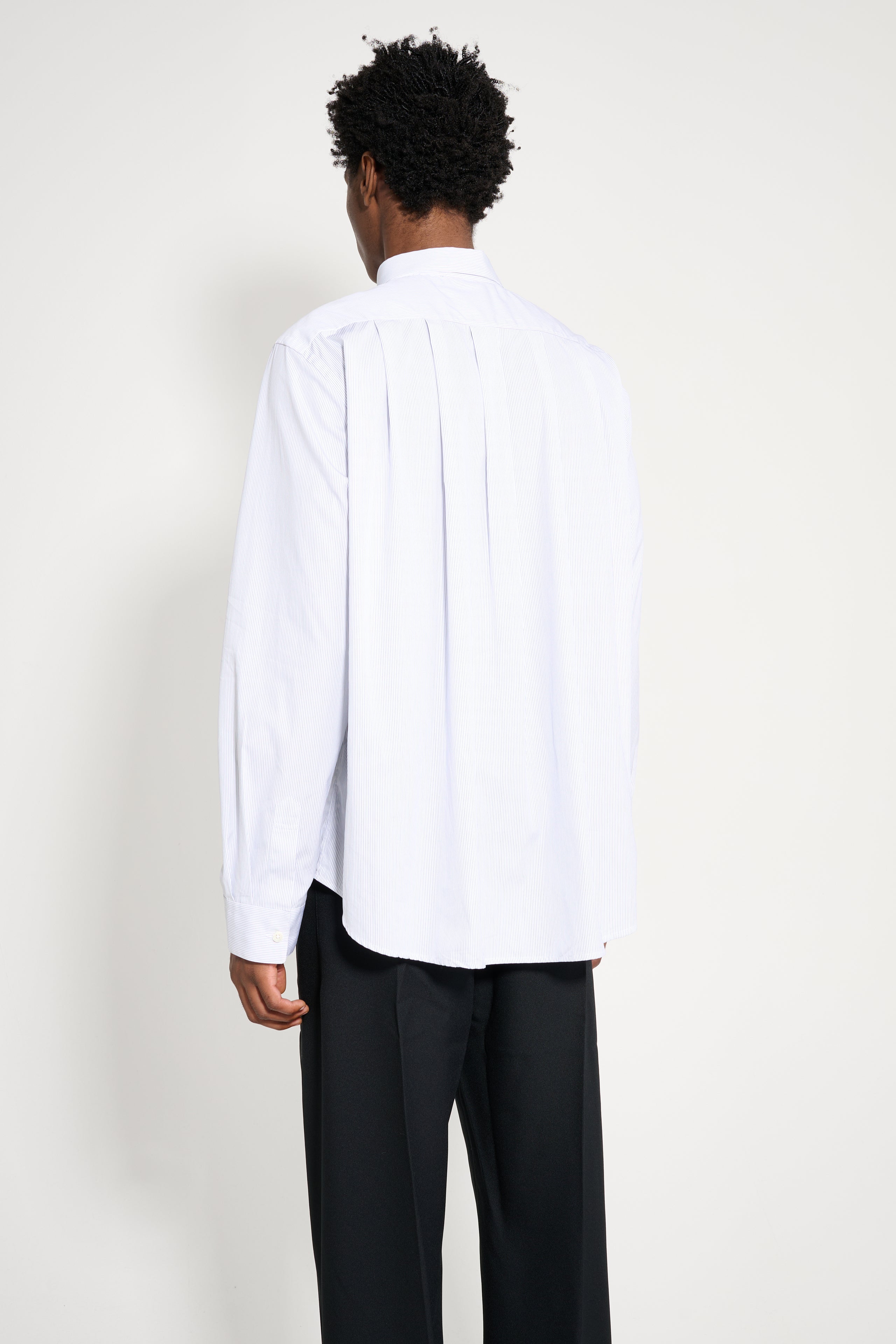 TRES BIEN ATELJÉ Pleated Classic Shirt White Blue Stripe