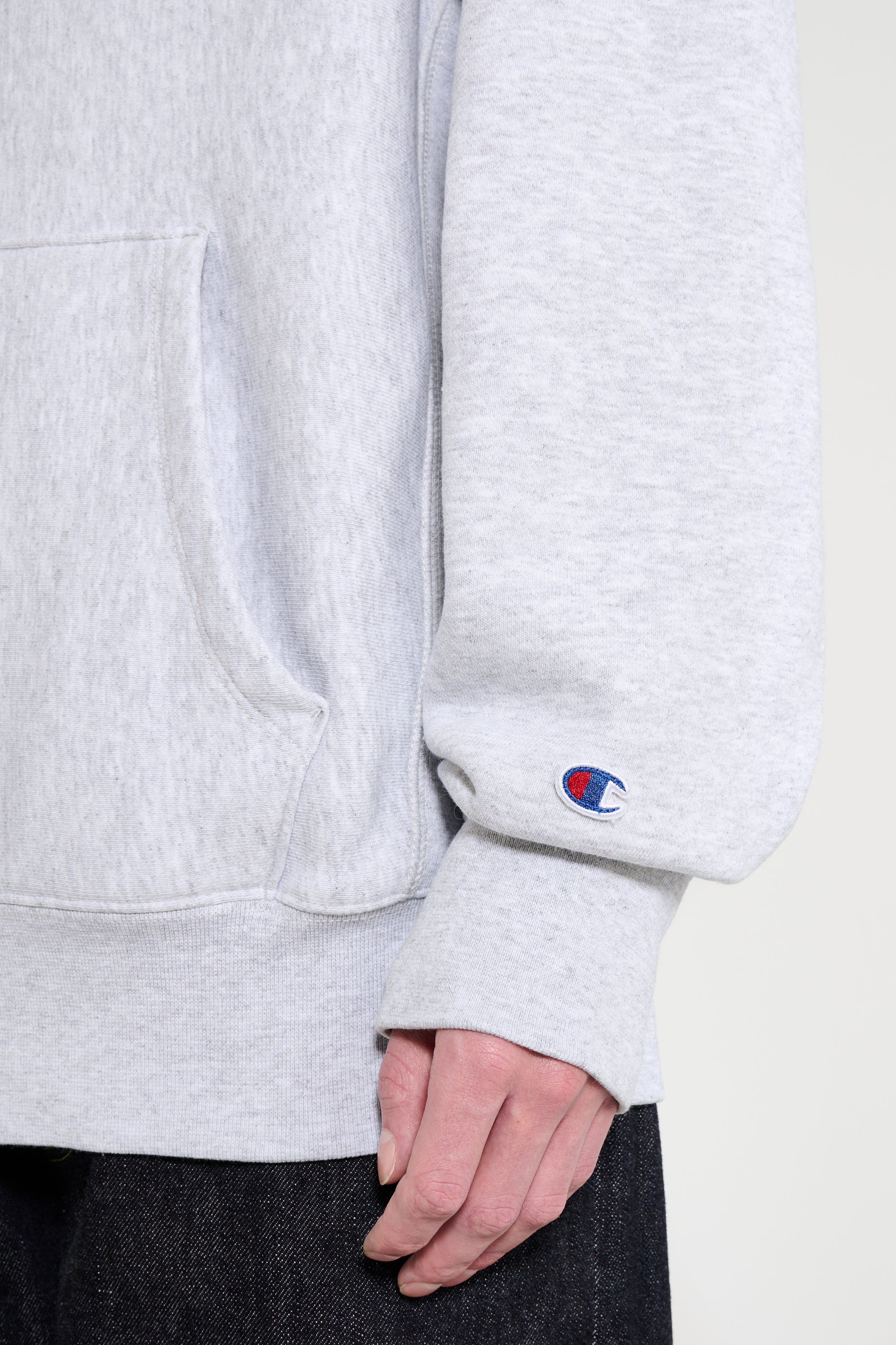TRÈS BIEN x Champion Reverse Weave Arch Logo Hoodie Grey