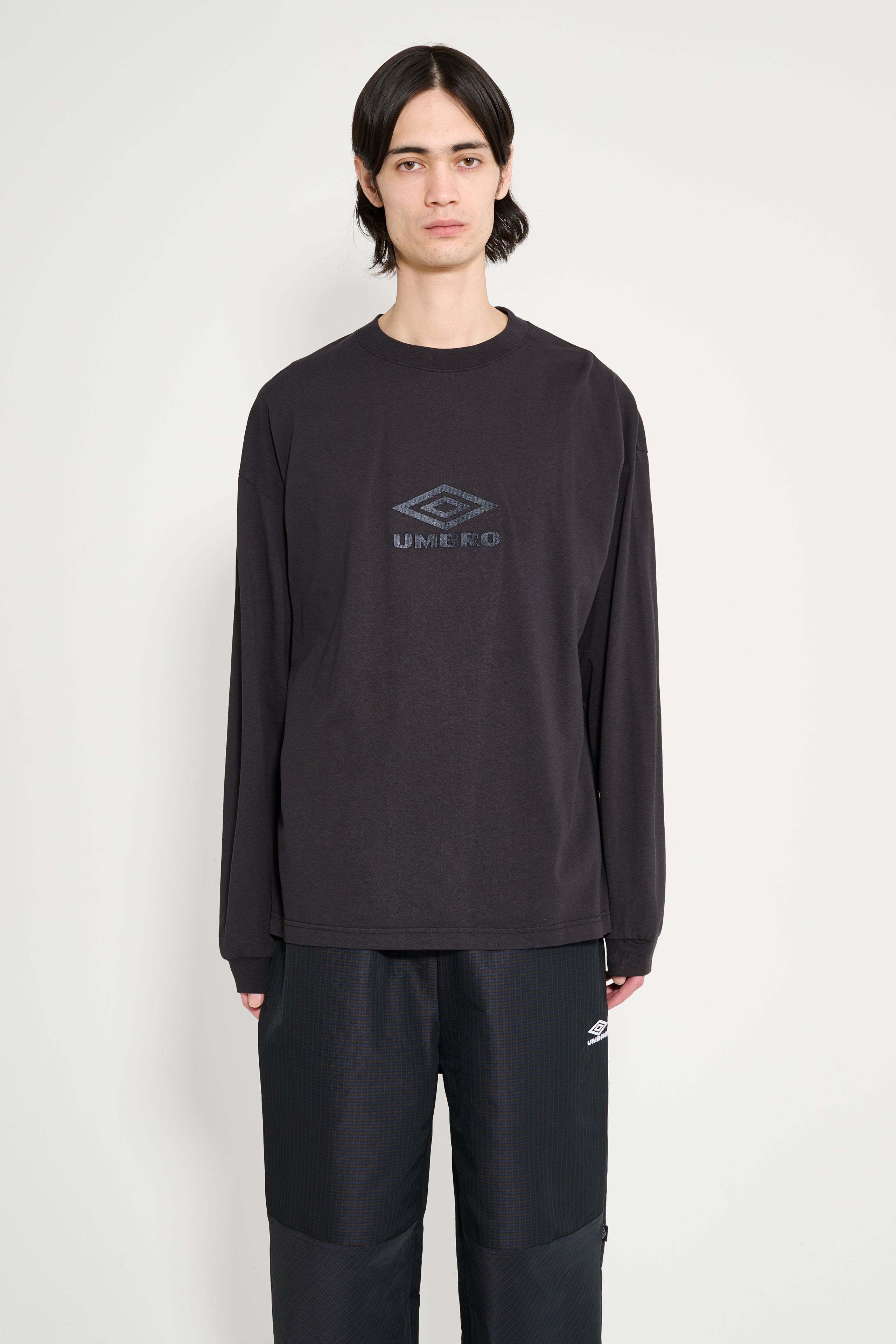 Umbro OG Logo LS Shirt Washed Black