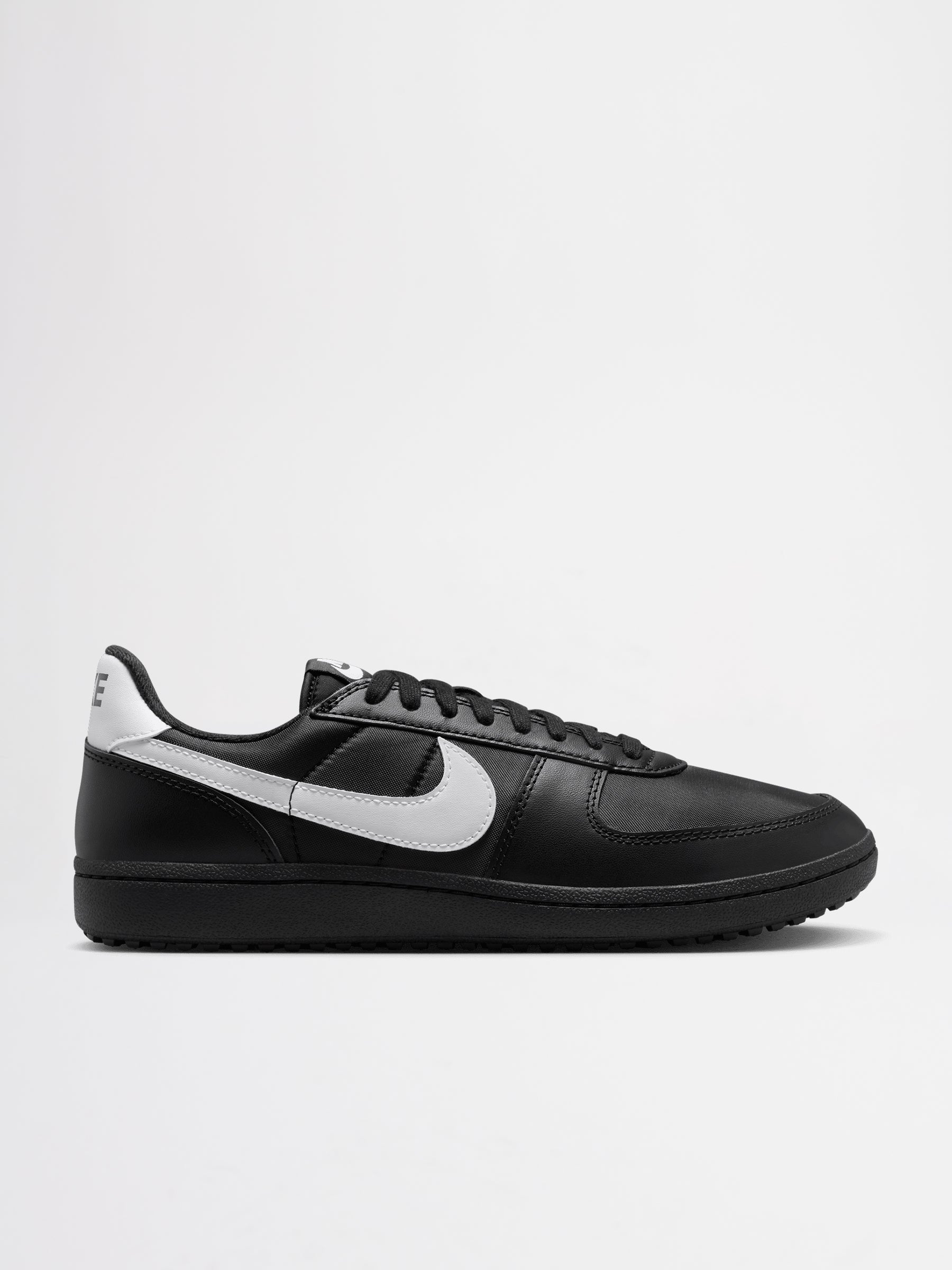 Nike Field General 82 SP Black / White