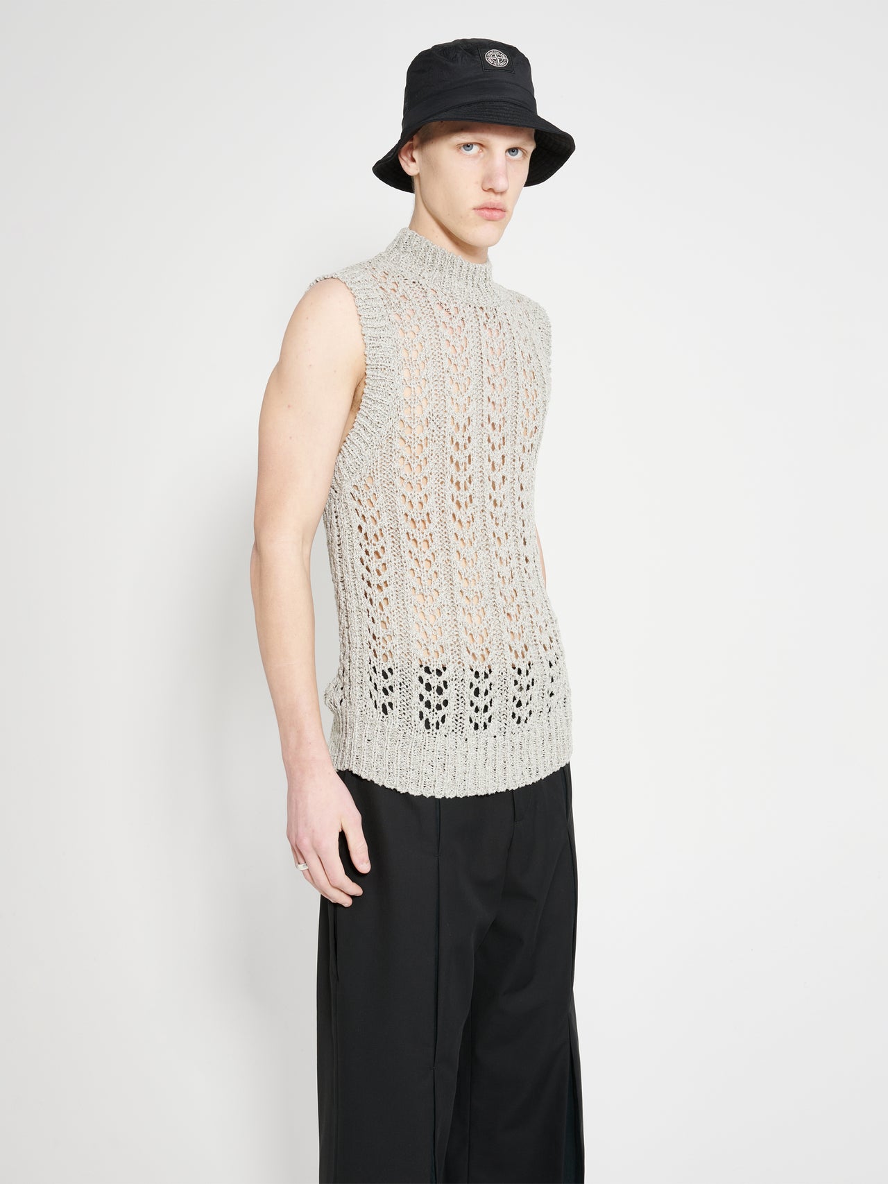 _J.L-A.L_ Redos Knitted Vest Silver Grey
