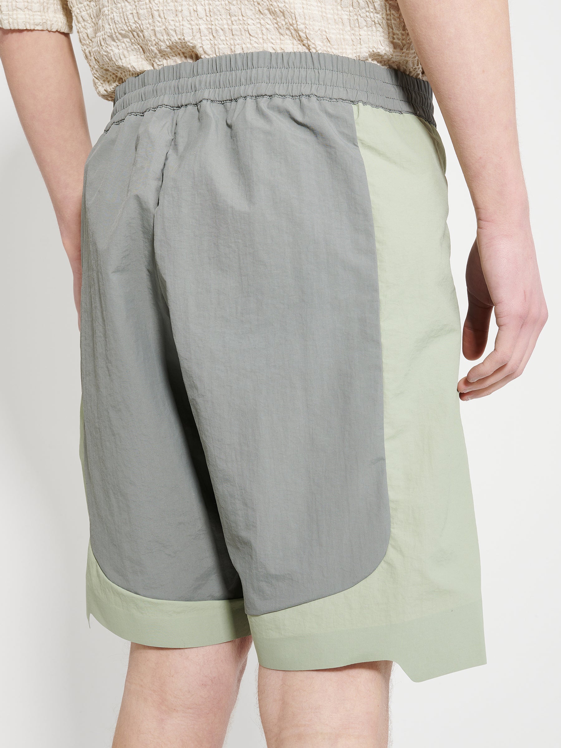_J.L-A.L_ Nylon Short Grey / Green