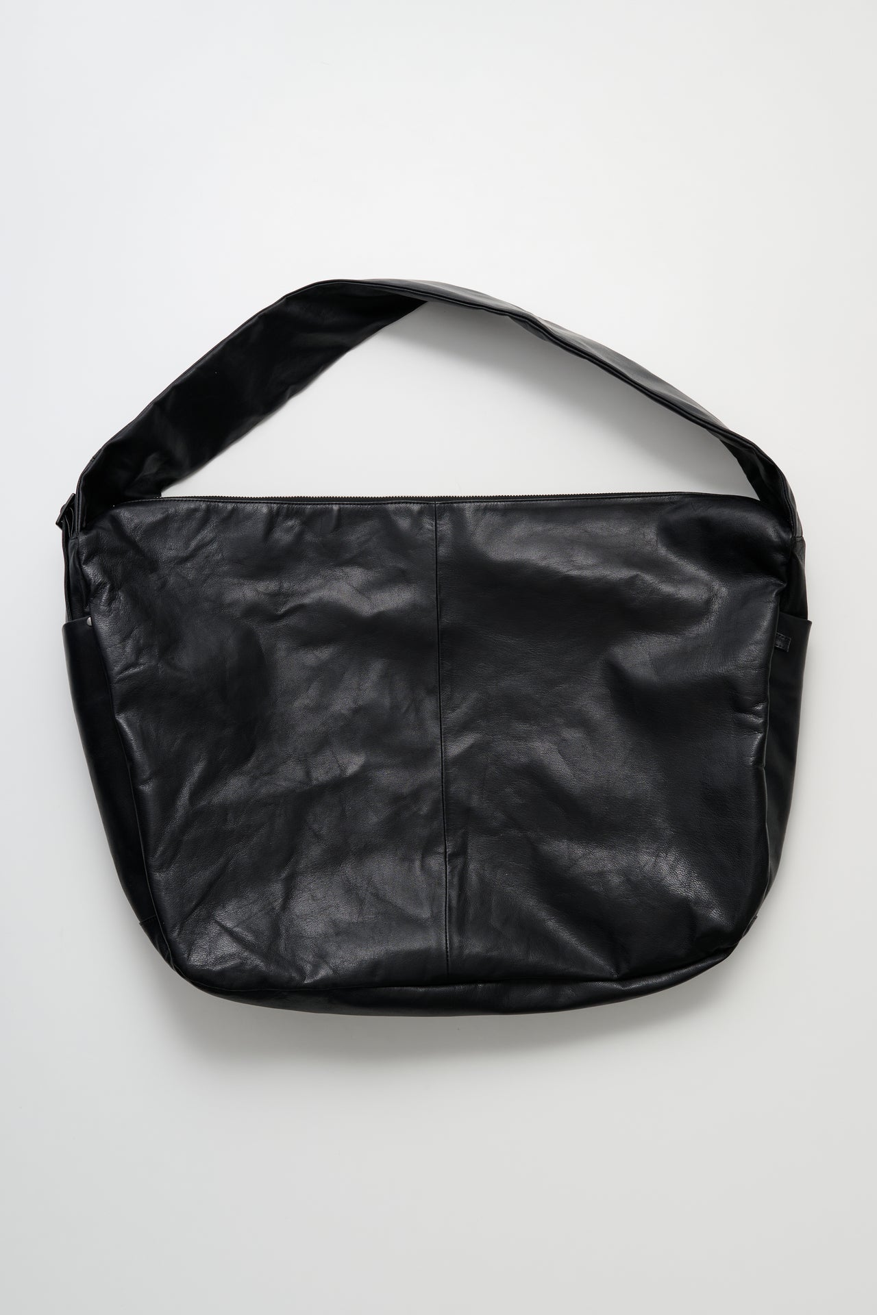 ssstein Shirring Handle Leather Shoulder Bag Black