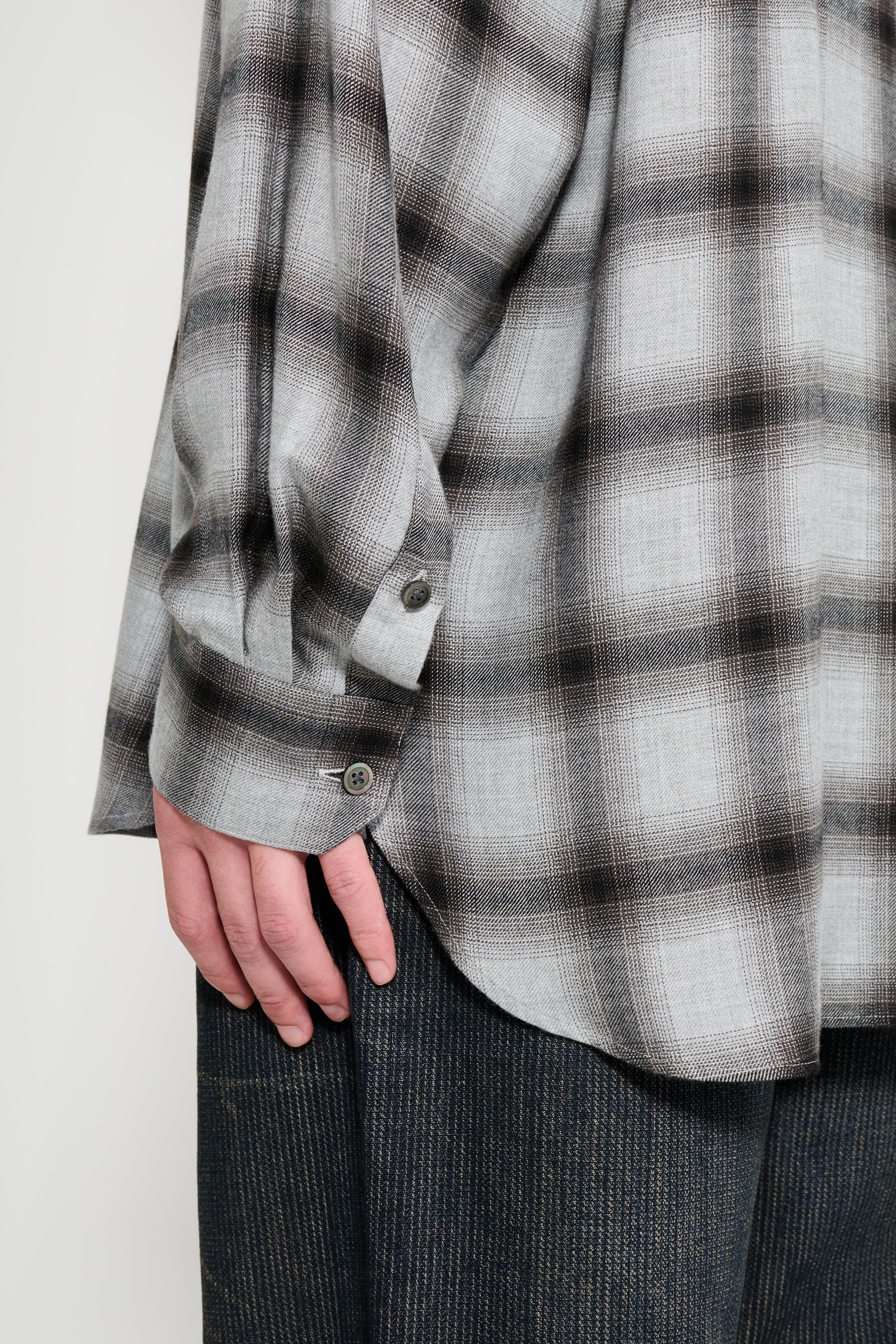 ssstein Rayon / Lyocell Check Oversized Down Pat Shirt Black Ombre