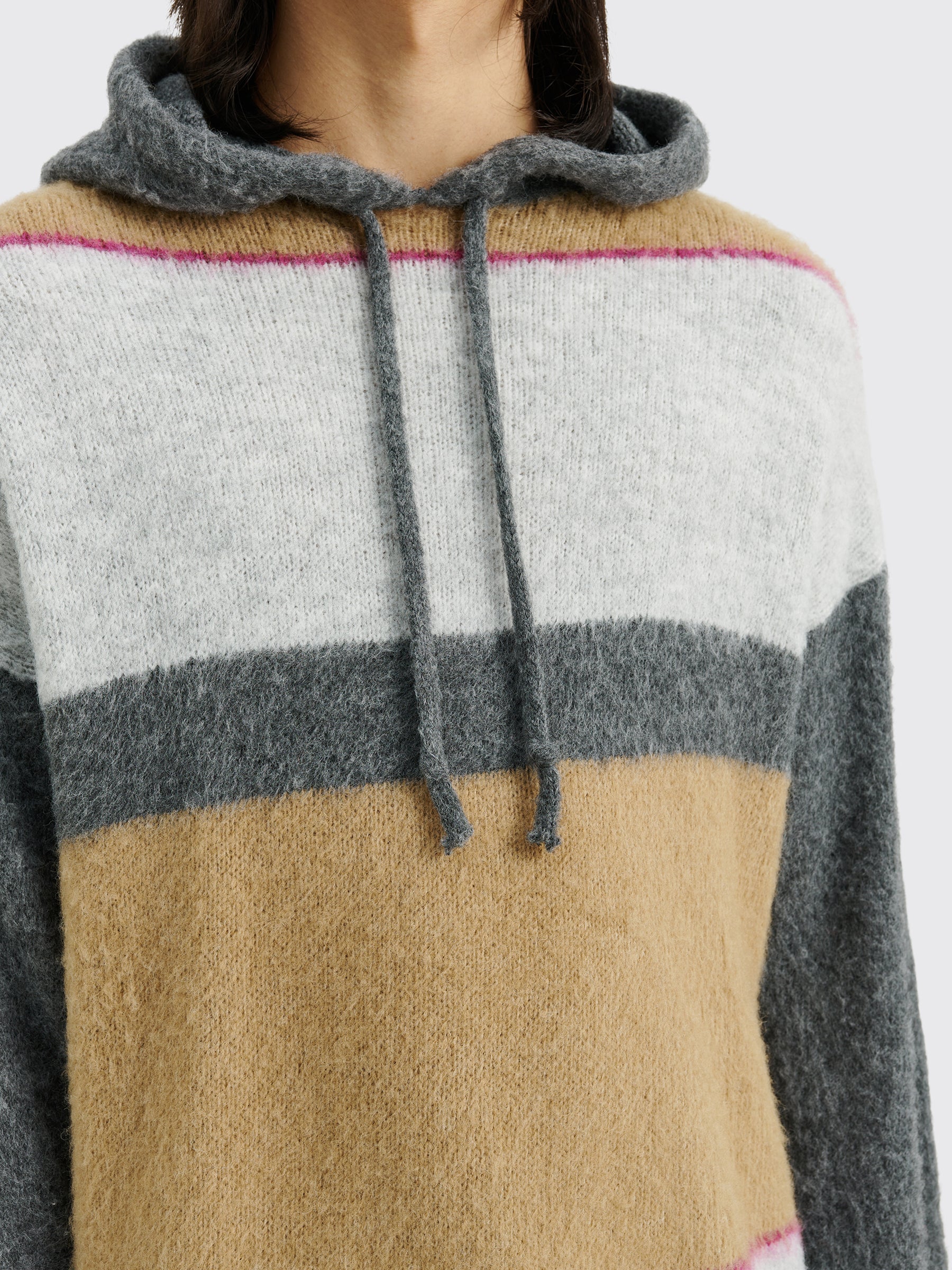 TRÈS BIEN everywear Knitted Hoodie Fuzzy Stripe Grey