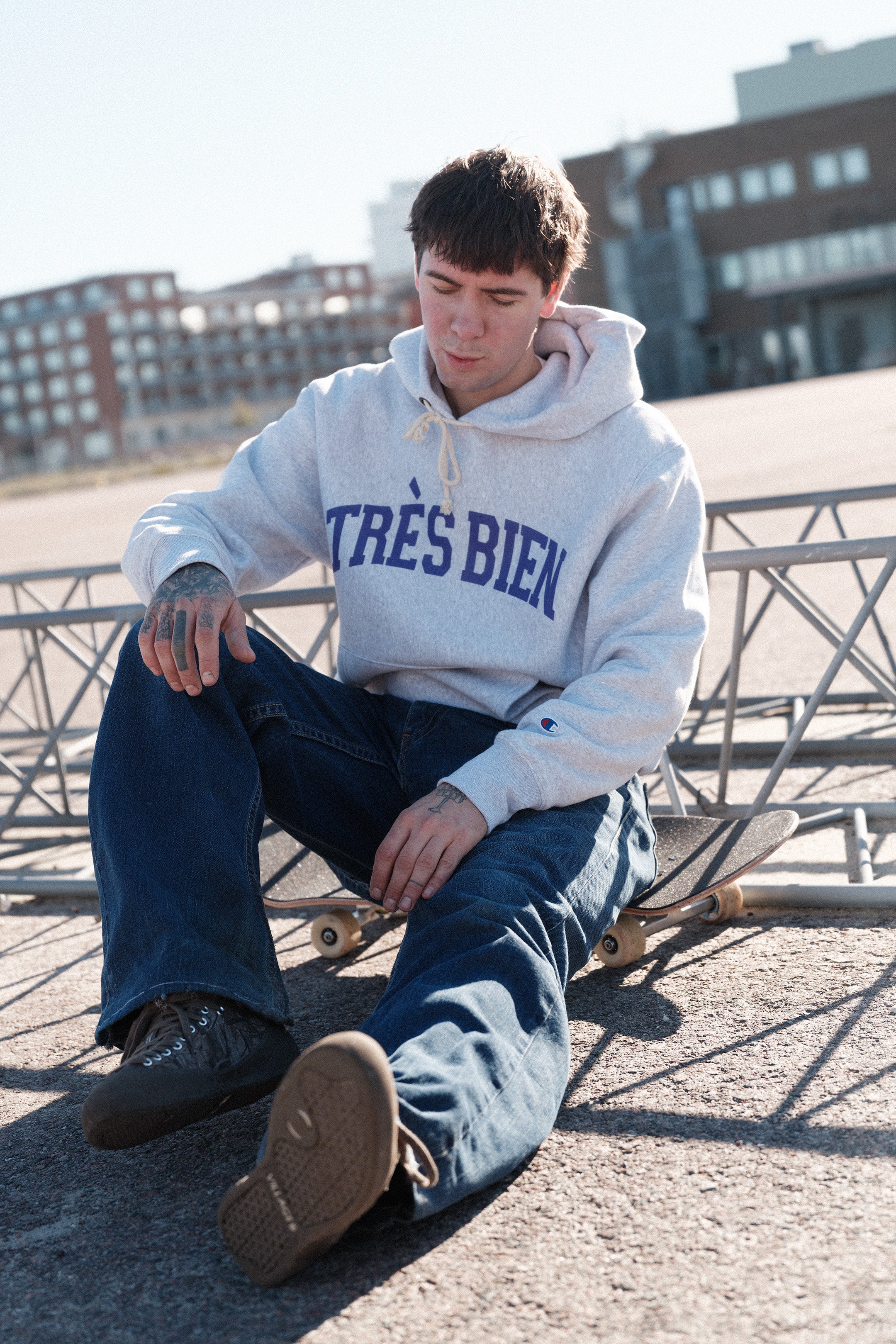 TRÈS BIEN X CHAMPION REVERSE WEAVE – Très Bien