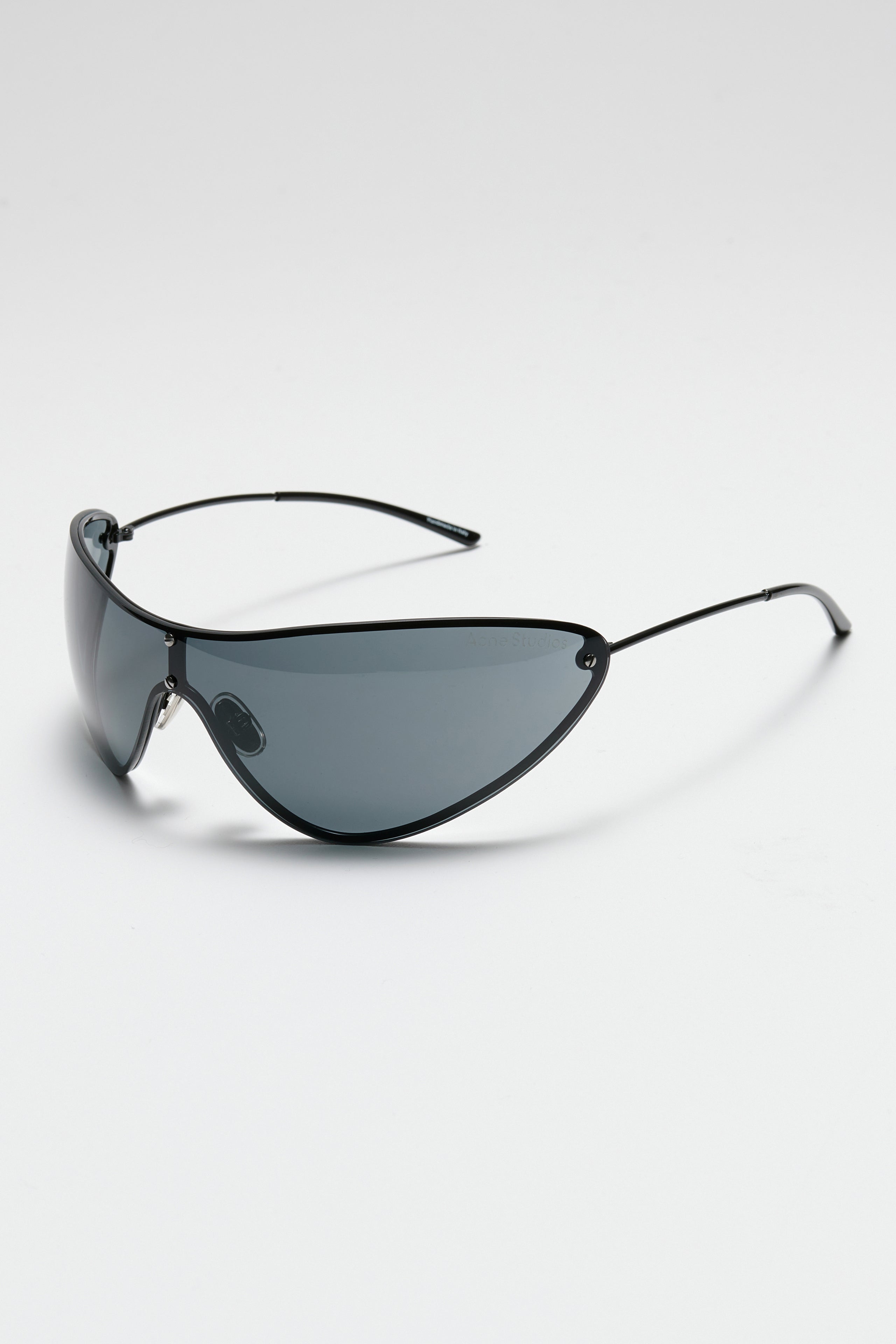 Acne Studios Frame Sunglasses Black / Black