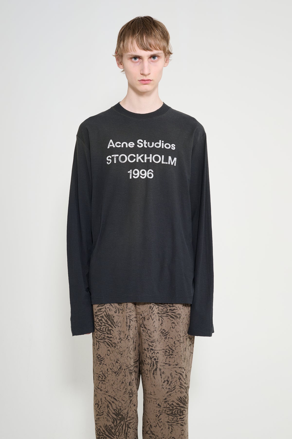 Acne Studios 1996 Long Sleeve T-shirt Faded Black – Très Bien